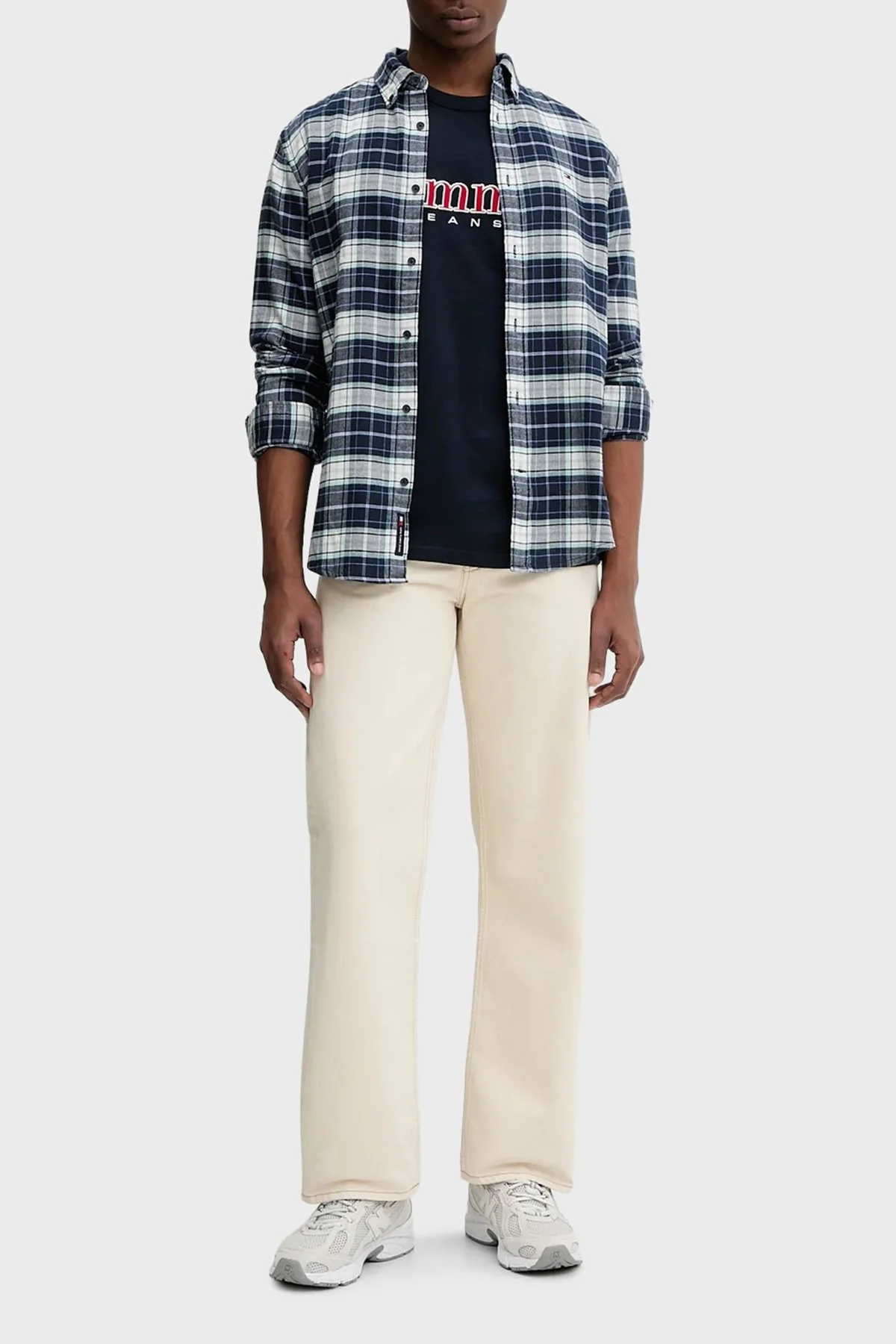 Tommy Jeans Pamuklu Regular Fit Logolu Bisiklet Yaka Erkek T Shirt DM0DM22719 C1G LACİVERT - 2