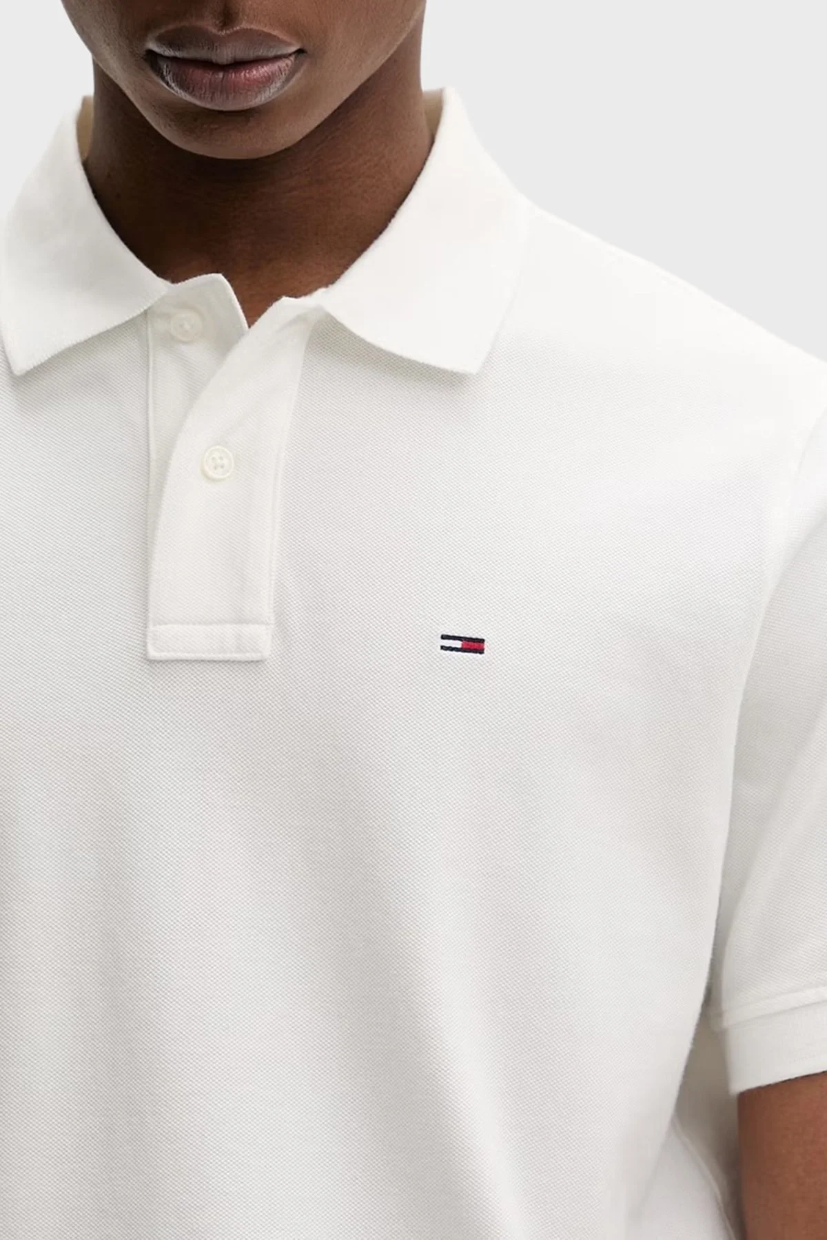 Tommy Jeans Pamuklu Regular Fit Logolu Düğmeli Erkek Polo Yaka T Shirt DM0DM22711 YBL BEYAZ - 3