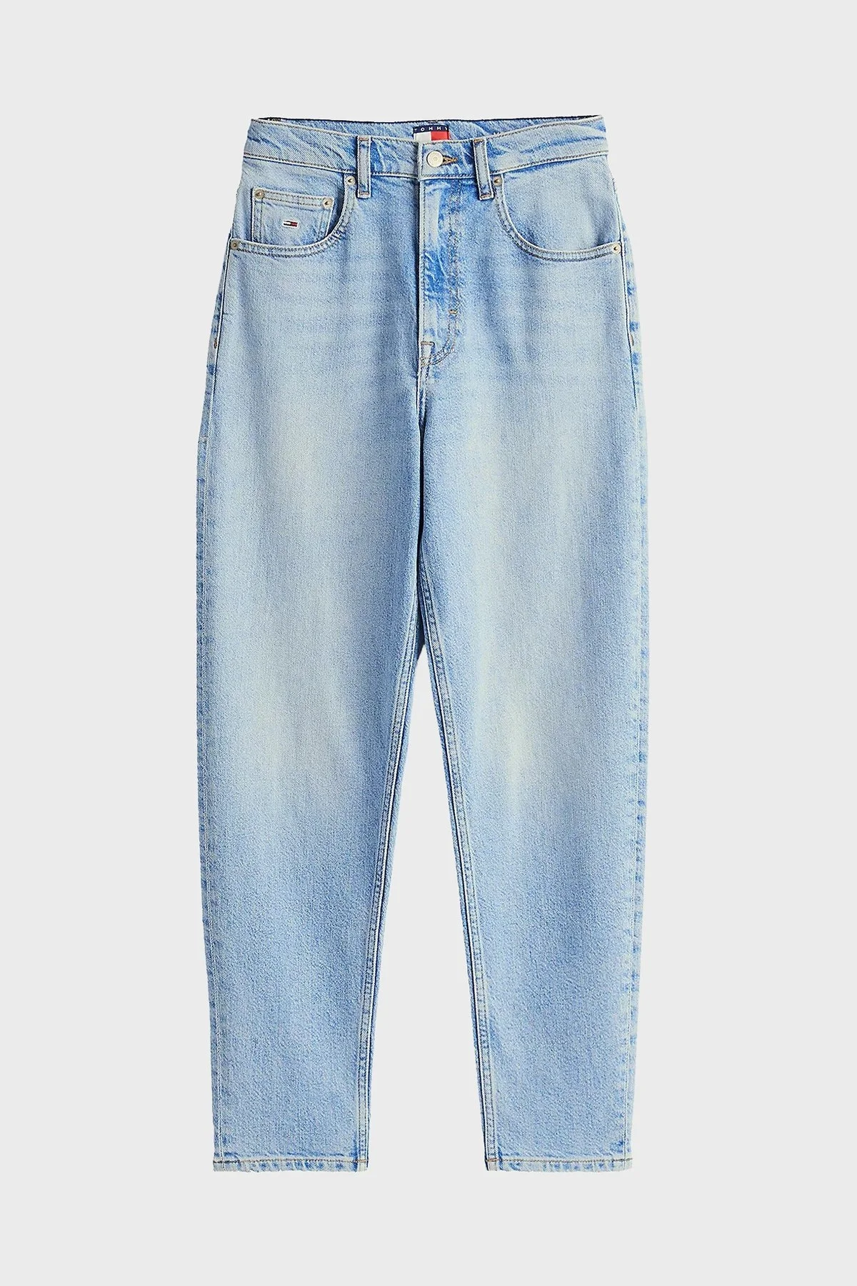 Tommy Jeans Pamuklu Regular Fit Yüksek Bel Daralan Paça Mom Jeans Bayan Kot Pantolon DW0DW20041 1AB AÇIK MAVİ - 5