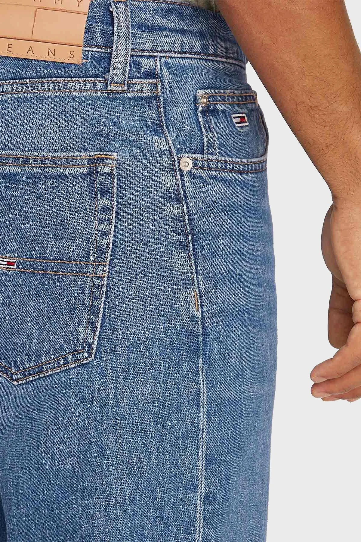 Tommy Jeans Pamuklu Regular Straight Fit Normal Bel Düz Paça Jeans Erkek Kot Pantolon DM0DM21180 1A5 MAVİ - 4