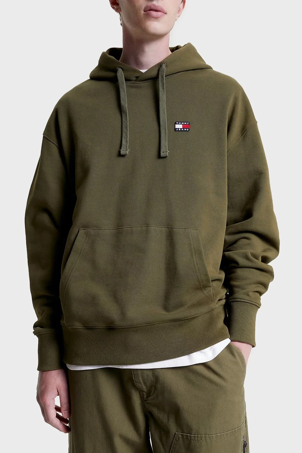 Tommy Jeans Pamuklu Relaxed Fit Kanguru Cepli Kapüşonlu Erkek Sweat DM0DM16369 MR1 YEŞİL - 1