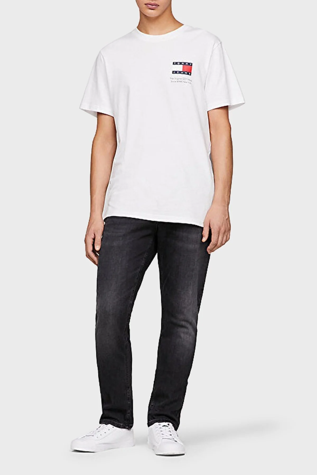 Tommy Jeans Pamuklu Slim Fit Bisiklet Yaka Erkek T Shirt DM0DM18263 YBR BEYAZ - 2