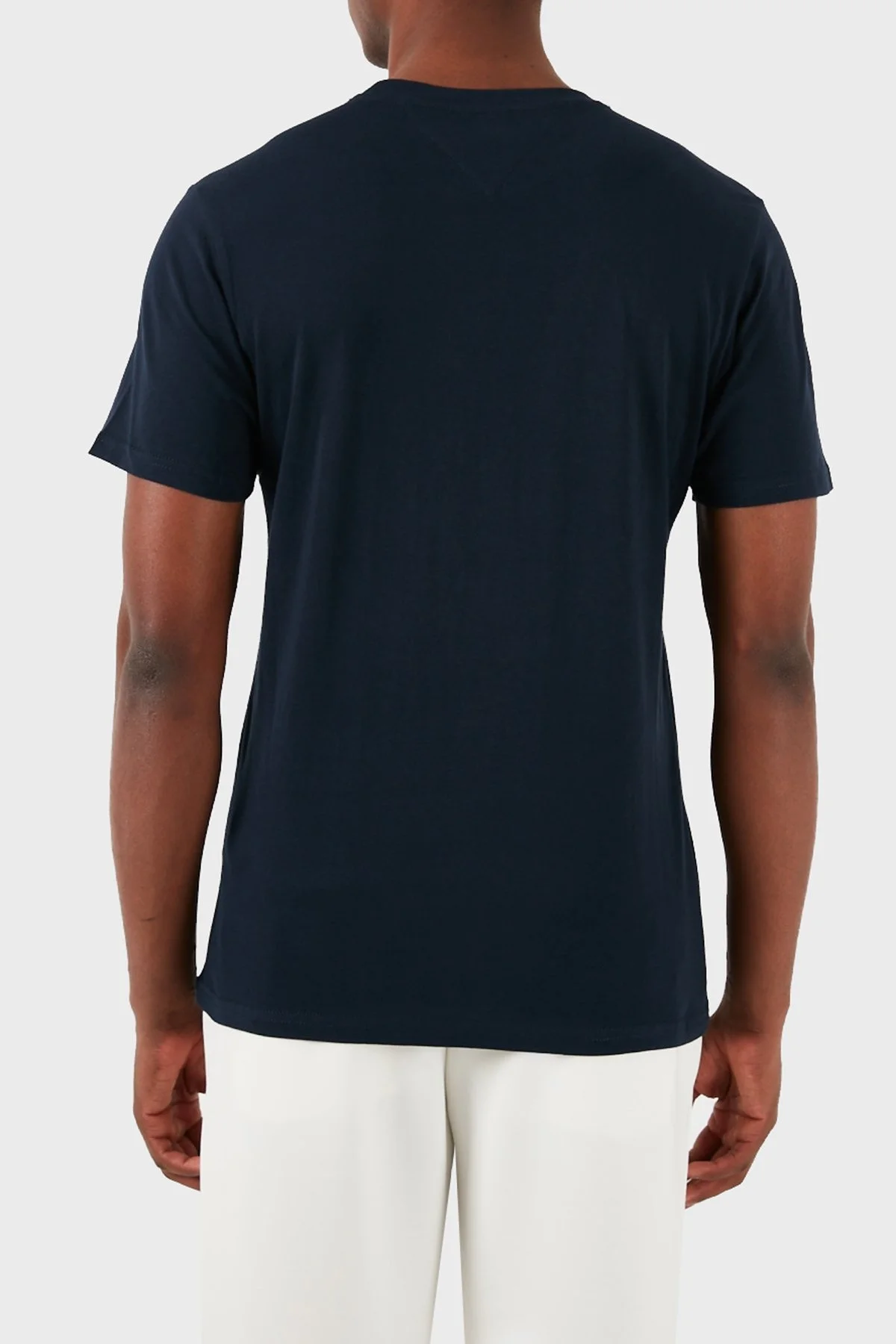 Tommy Jeans Pamuklu Slim Fit Erkek T Shirt DM0DM18263 C1G LACİVERT - 6