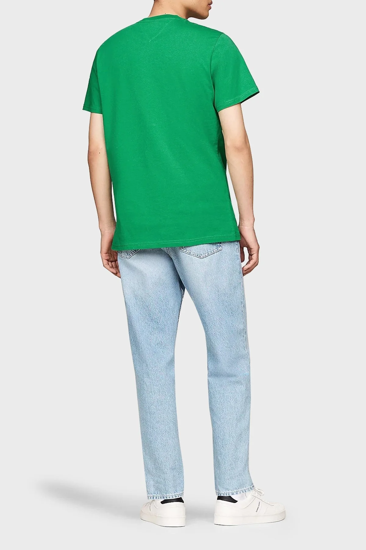 Tommy Jeans Pamuklu Slim Fit Erkek T Shirt DM0DM18263 L30 YEŞİL - 2