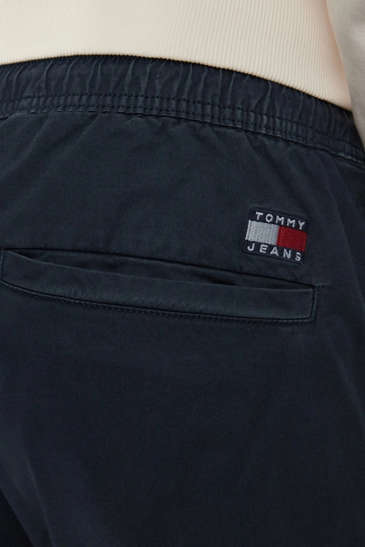 Tommy Jeans Pamuklu Slim Fit Jogger Erkek Pantolon DM0DM19487 C1G LACİVERT - 9