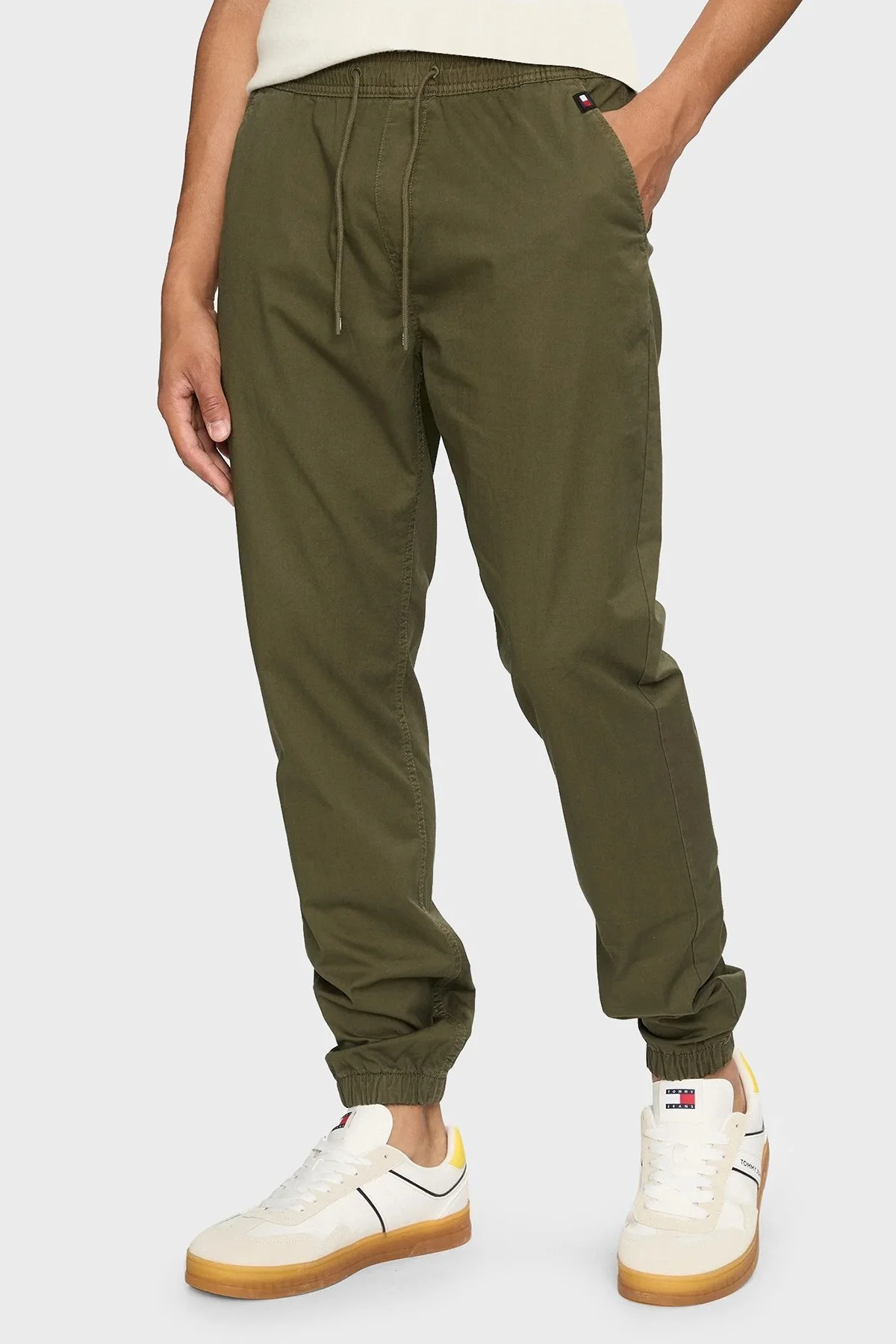 Tommy Jeans Pamuklu Slim Fit Jogger Erkek Pantolon DM0DM19487 M12 YEŞİL - 1