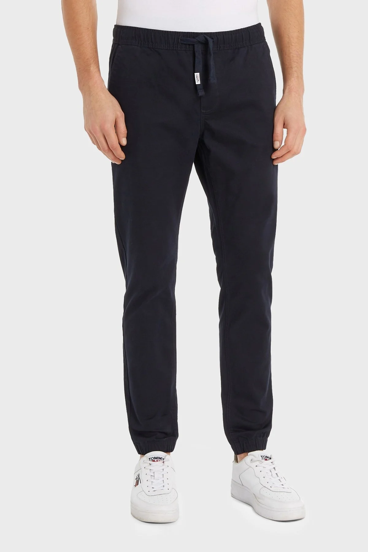 Tommy Jeans Pamuklu Slim Fit Jogger Spor Erkek Pantolon DM0DM16760 DW5 LACİVERT - 1