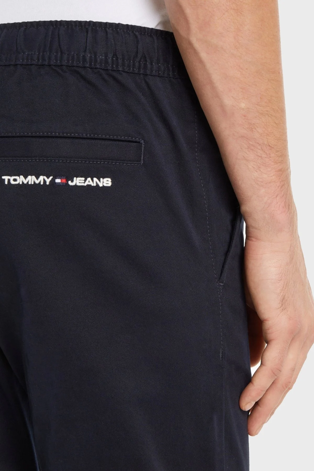 Tommy Jeans Pamuklu Slim Fit Jogger Spor Erkek Pantolon DM0DM16760 DW5 LACİVERT - 4