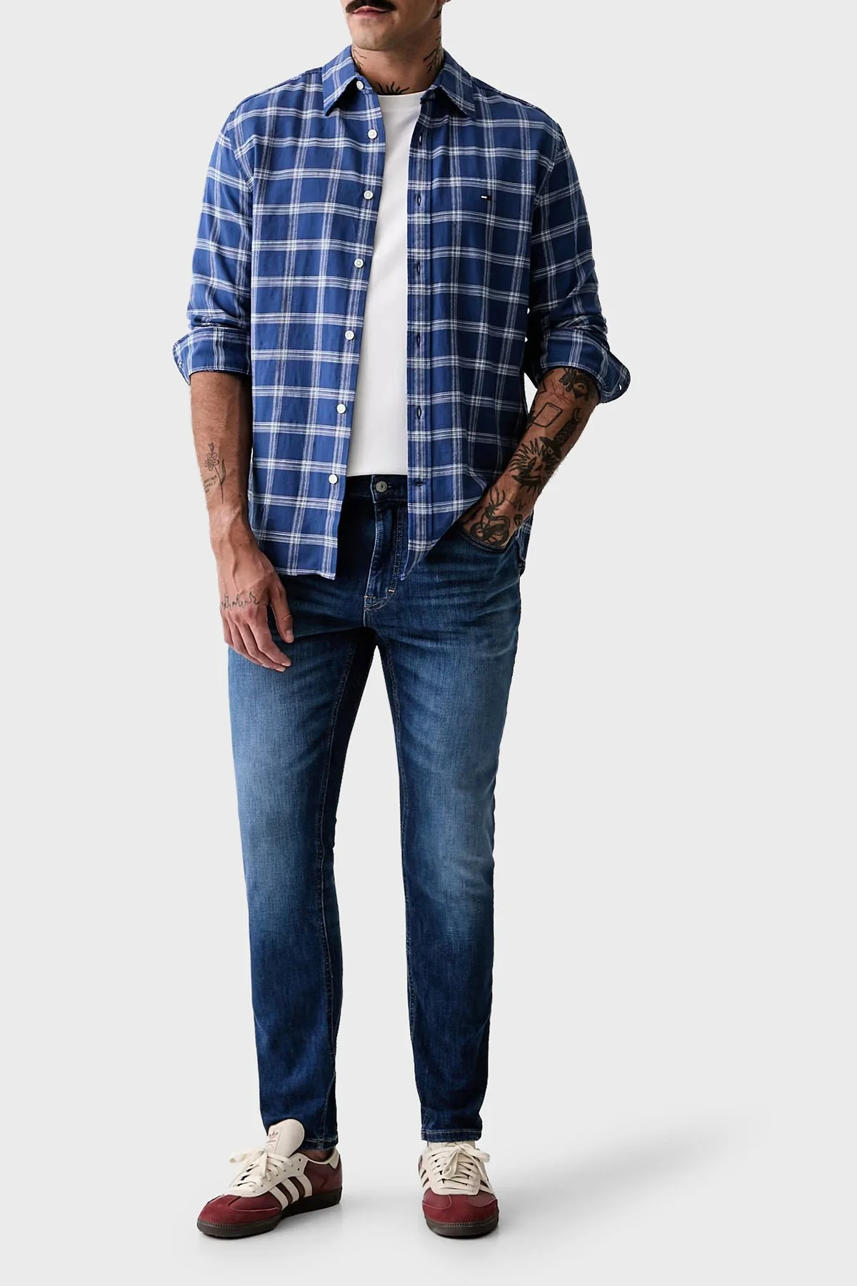Tommy Jeans Pamuklu Slim Fit Normal Bel Dar Paça Jean Erkek Kot Pantolon DM0DM23395 1AB Açık mavi - 2