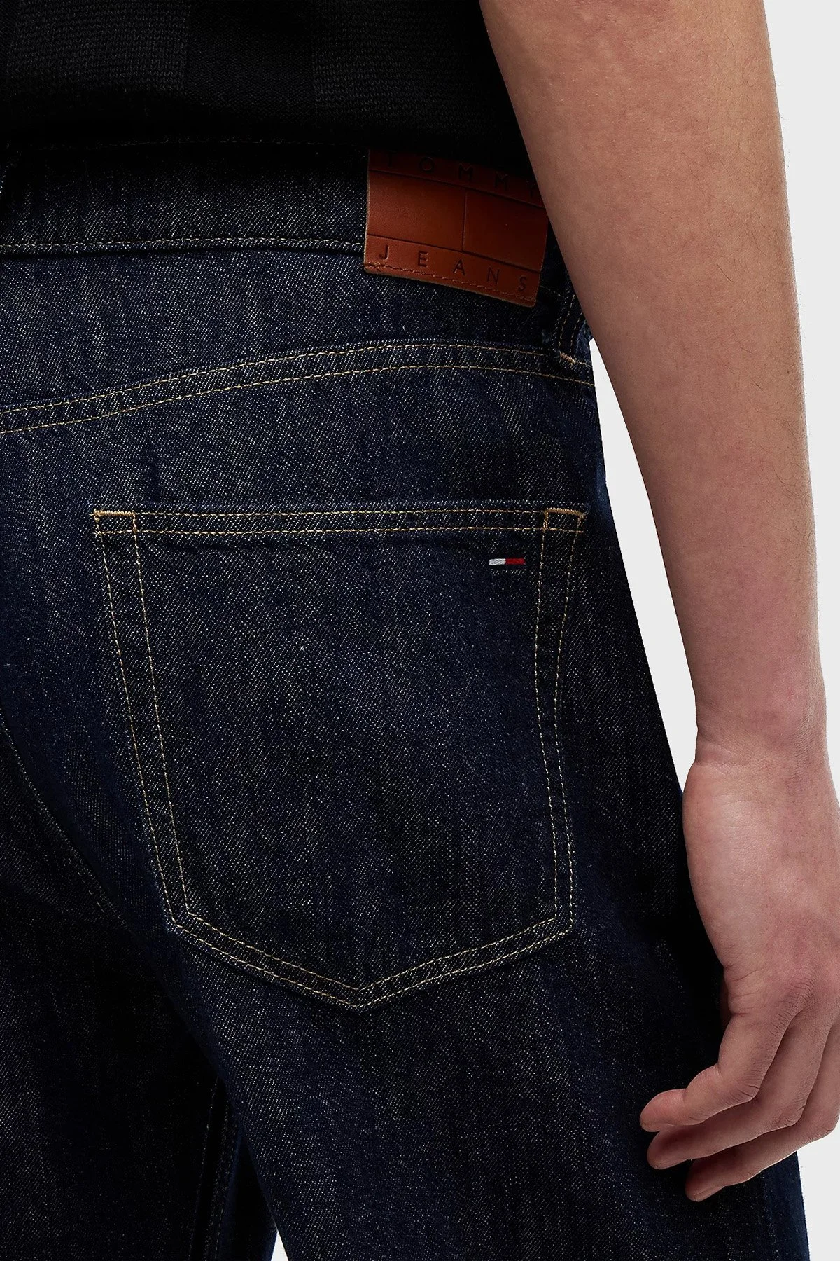 Tommy Jeans Pamuklu Staright Fit Normal Bel Düz Paça Jean Erkek Kot Pantolon DM0DM23336 1BK Mavi - 3