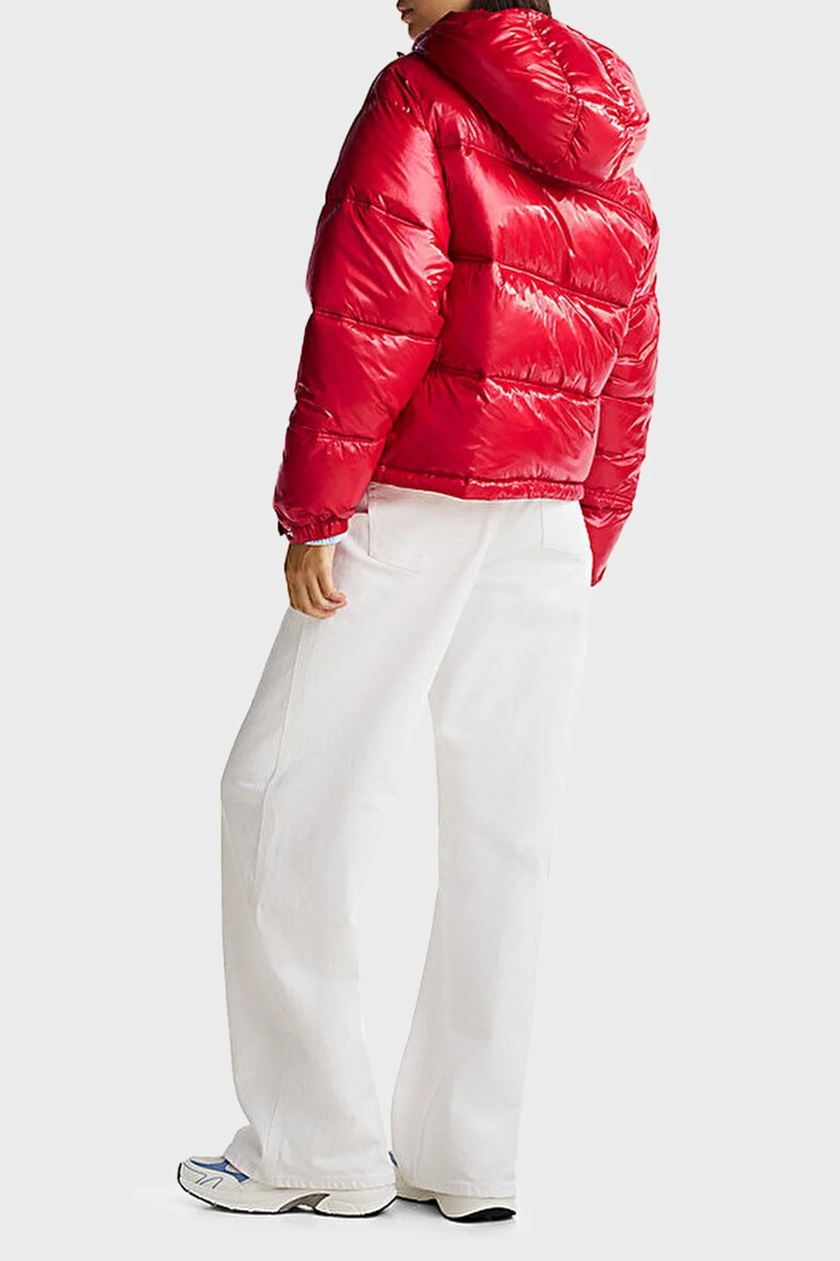 Tommy Jeans Parlak Su İtici Regular Fit Kapüşonlu Kısa Şişme Bayan Mont DW0DW20210 XME KIRMIZI - 2