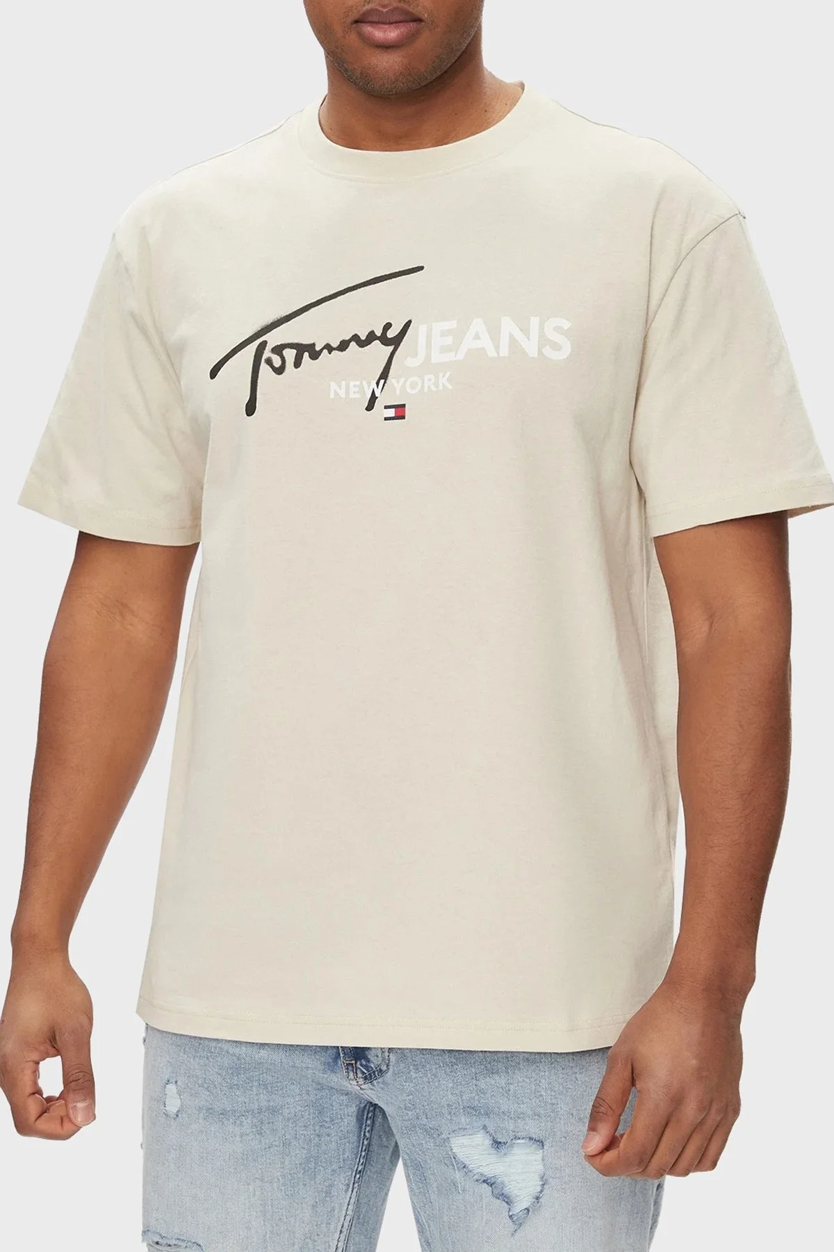 Tommy Jeans Regular Fit Bisiklet Yaka Erkek T Shirt DM0DM18572 ACG BEJ - 1