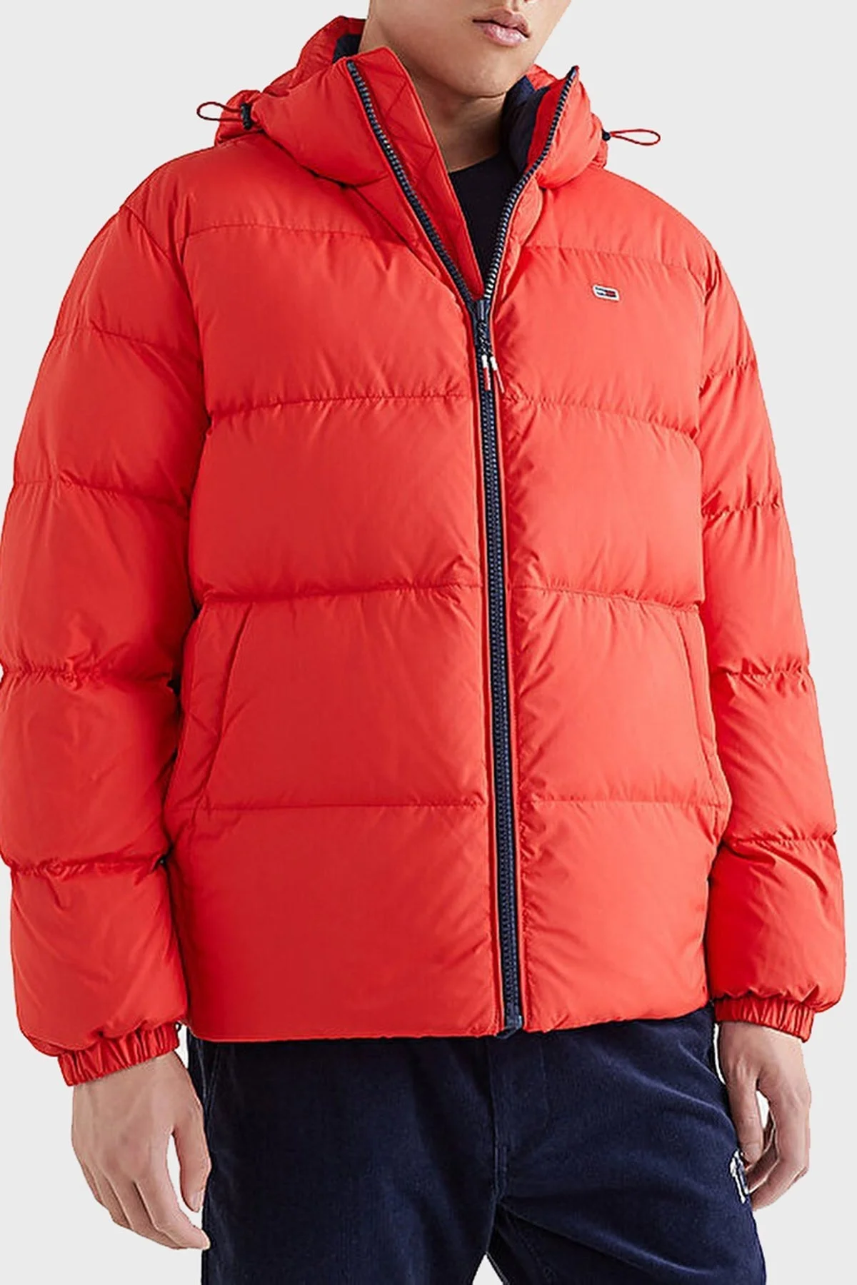 Tommy Jeans Regular Fit Çıkarılabilir Kapüşonlu Şişme Erkek Mont DM0DM15447 XNL KIRMIZI - 1