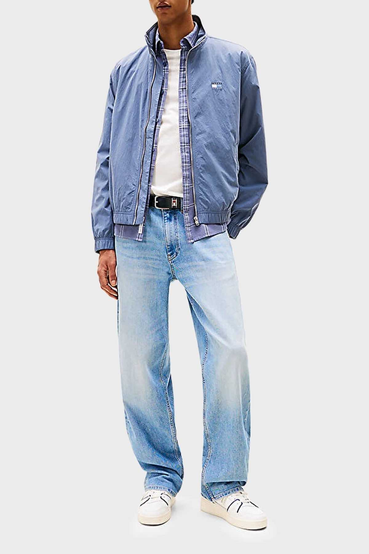 Tommy Jeans Regular Fit Dik Yaka Logolu Su İtici Erkek Ceket DM0DM21929 PO6 İNDİGO - 2