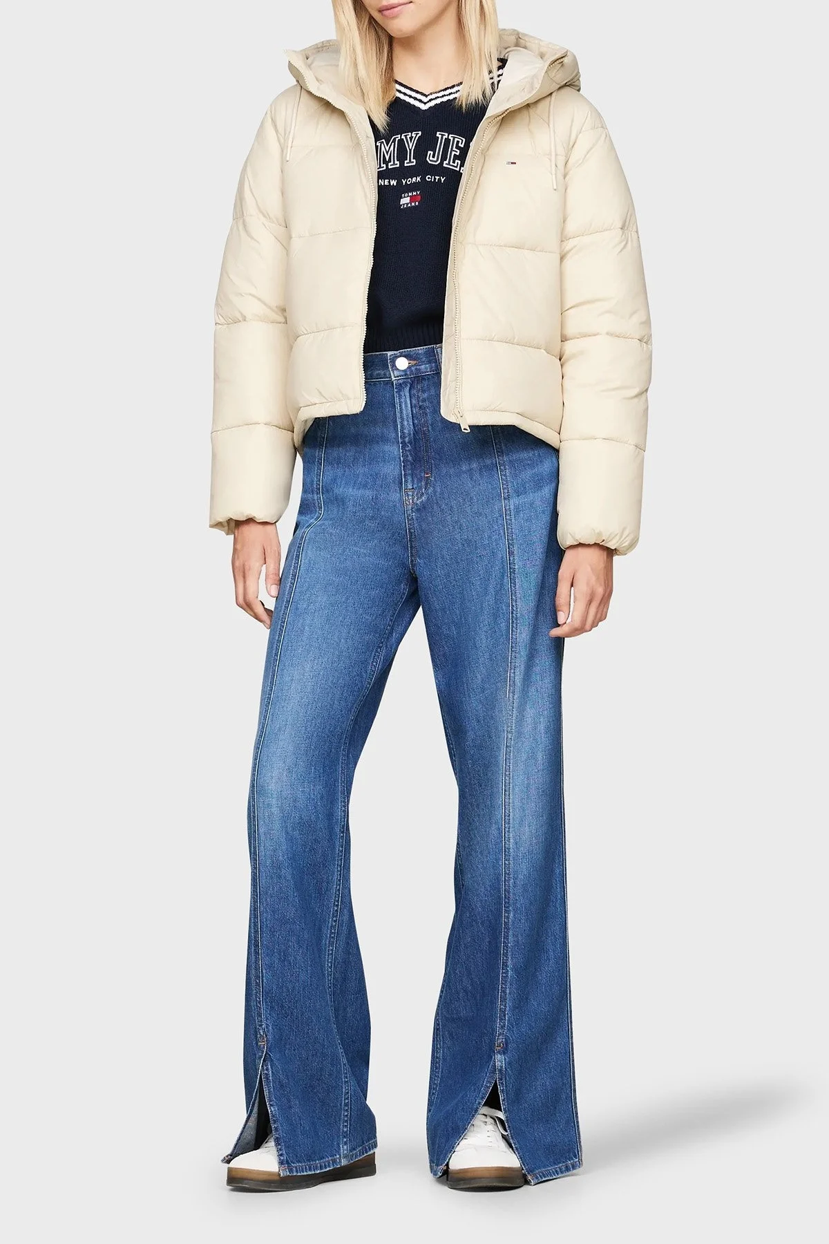 Tommy Jeans Regular Fit Kapüşonlu Dik Yaka Şişme Bayan Mont DW0DW18841 ACG BEJ - 2