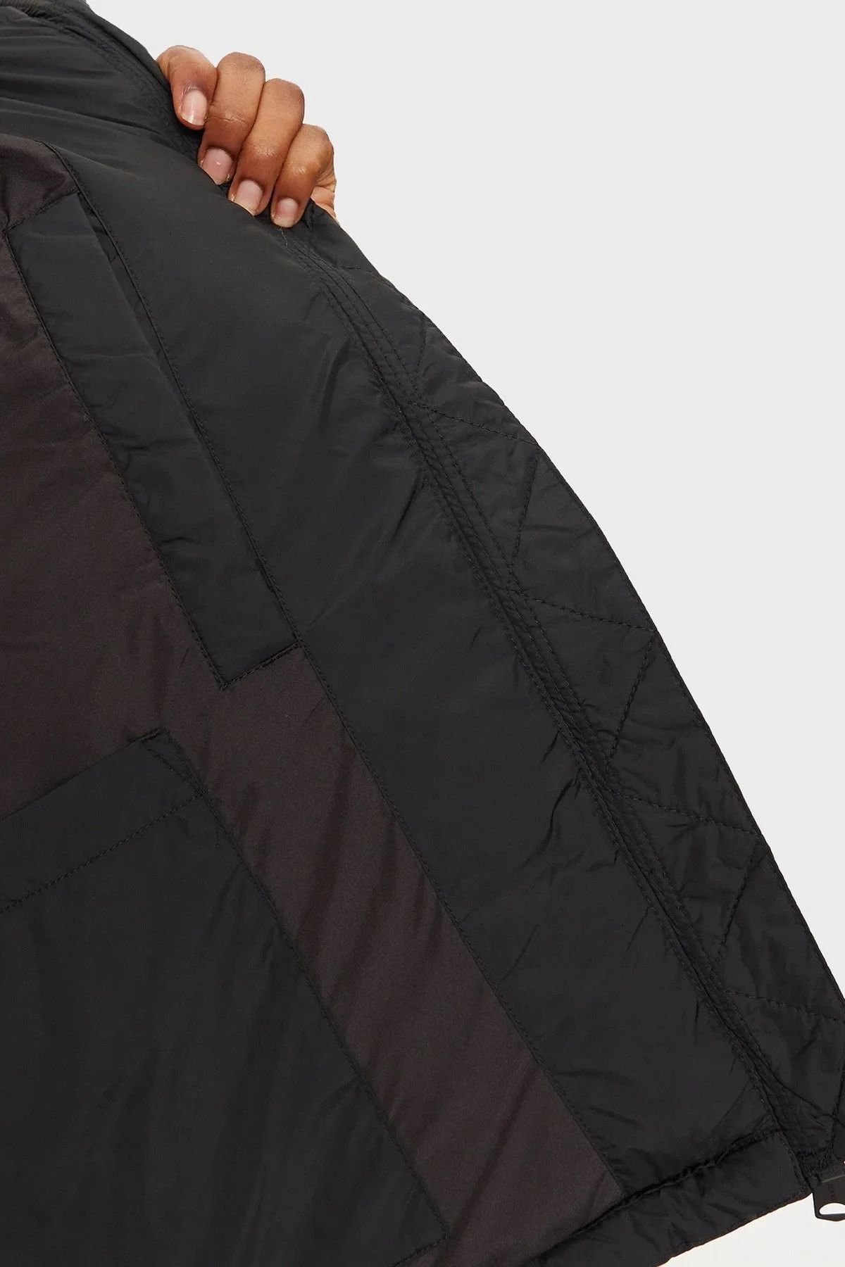 Tommy Jeans Regular Fit Kapüşonlu Dik Yaka Şişme Bayan Mont DW0DW18841 BDS SİYAH - 5