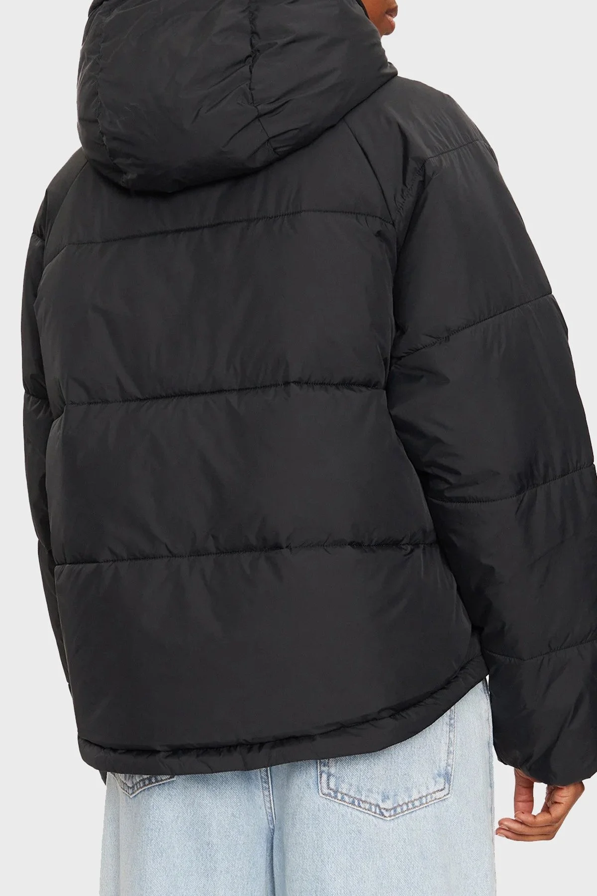 Tommy Jeans Regular Fit Kapüşonlu Dik Yaka Şişme Bayan Mont DW0DW18841 BDS SİYAH - 6