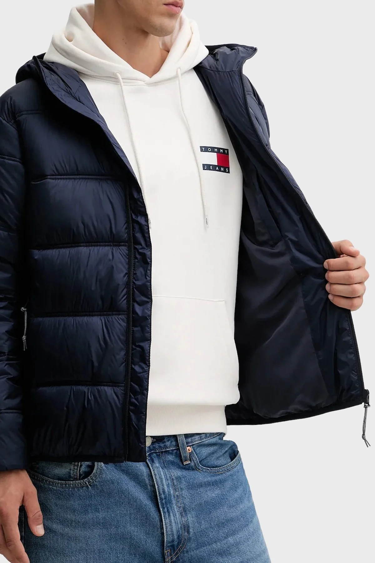 Tommy Jeans Regular Fit Kapüşonlu Kapitoneli Şişme Erkek Mont DM0DM22044 C1G LACİVERT - 7