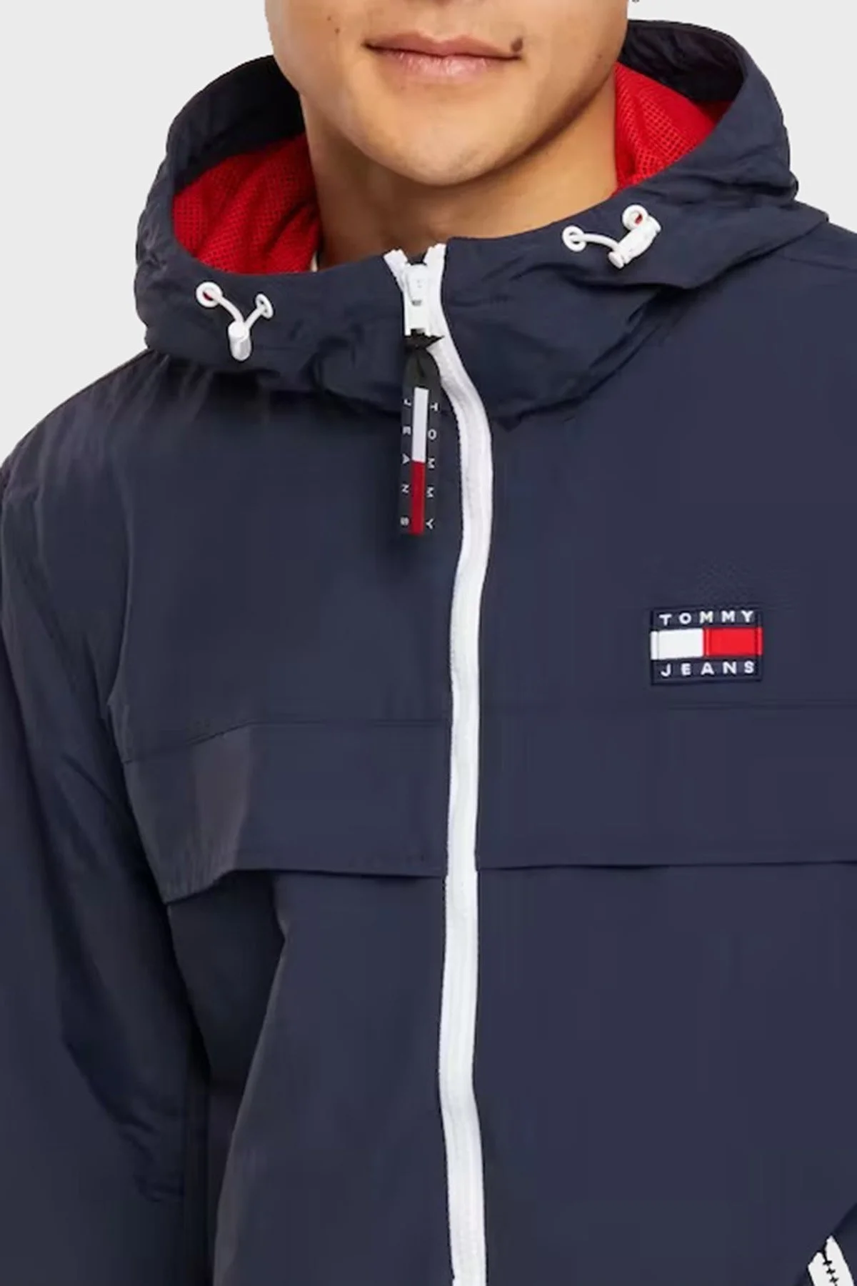 Tommy Jeans Regular Fit Kapüşonlu Mevsimlik Erkek Mont DM0DM13340 C87 LACİVERT - 3