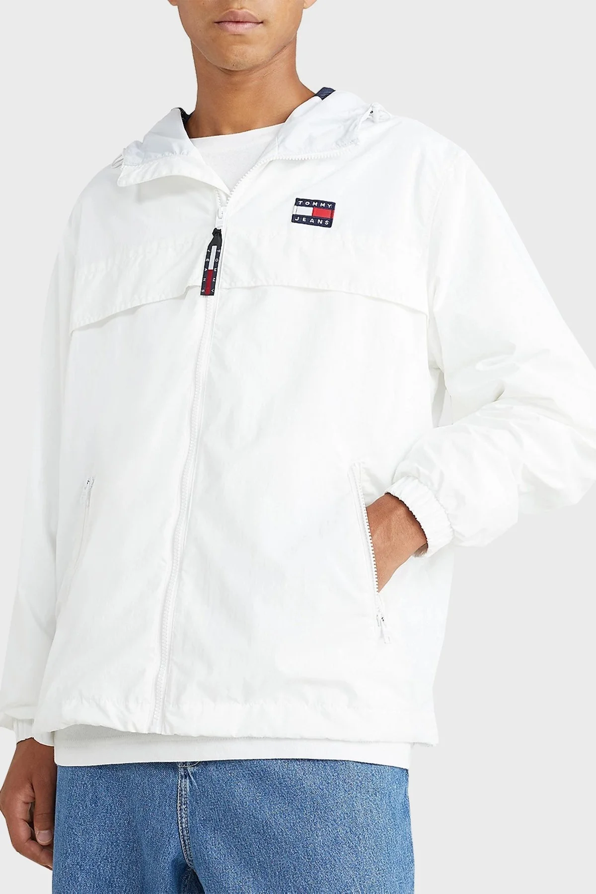 Tommy Jeans Regular Fit Kapüşonlu Mevsimlik Erkek Mont DM0DM13340 YBR BEYAZ - 1