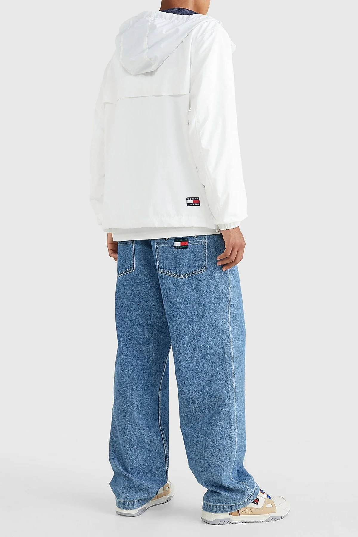 Tommy Jeans Regular Fit Kapüşonlu Mevsimlik Erkek Mont DM0DM13340 YBR BEYAZ - 3