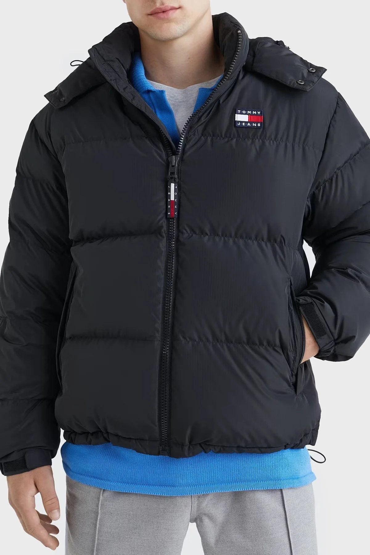 Tommy Jeans Regular Fit Kaz Tüyü Düz Şişme Erkek Mont DM0DM15445 BDS SİYAH - 1