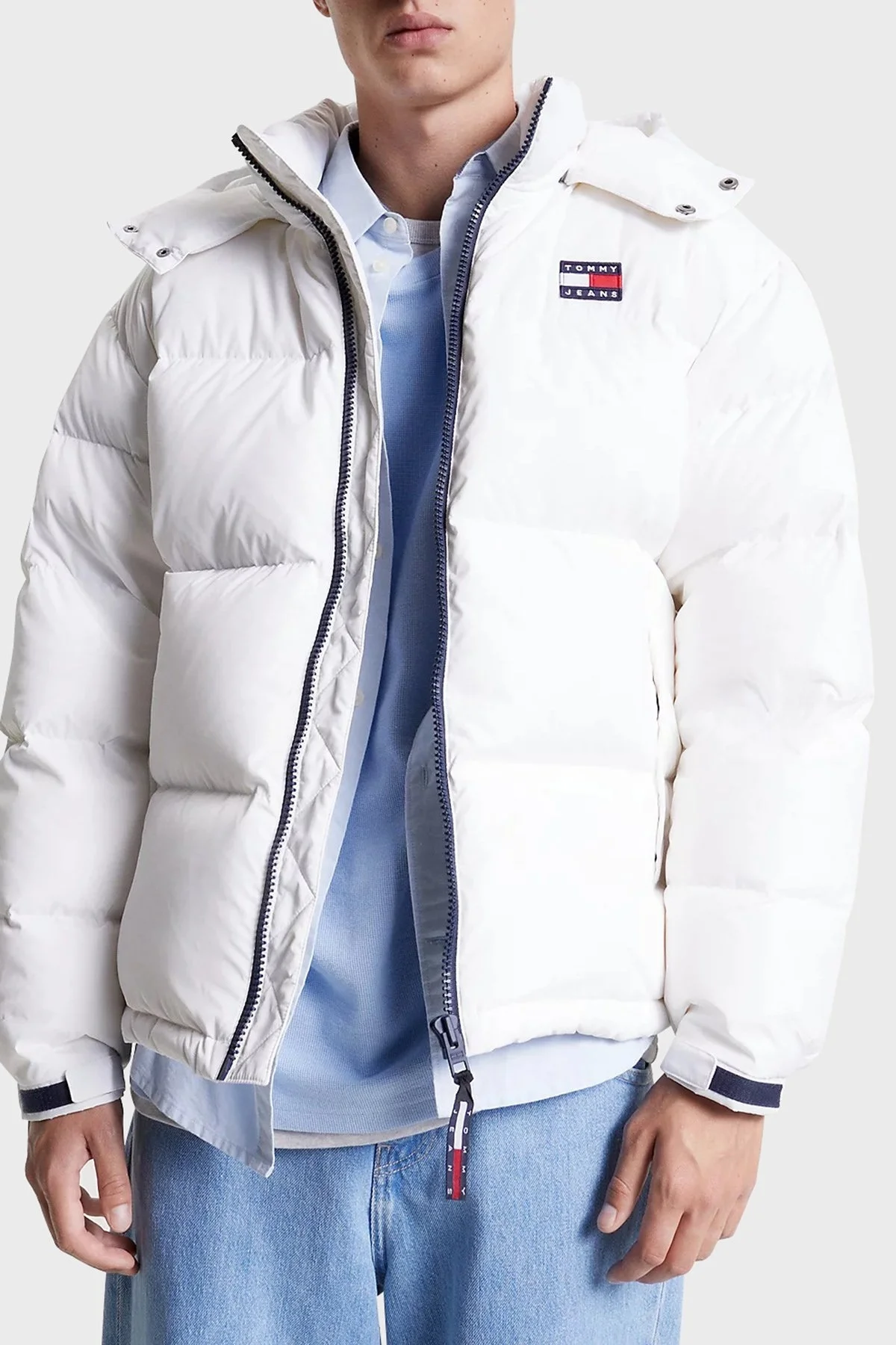 Tommy Jeans Regular Fit Kuş Tüyü Dolgulu Dik Yaka Şişme Erkek Mont DM0DM15445 YBR BEYAZ - 1