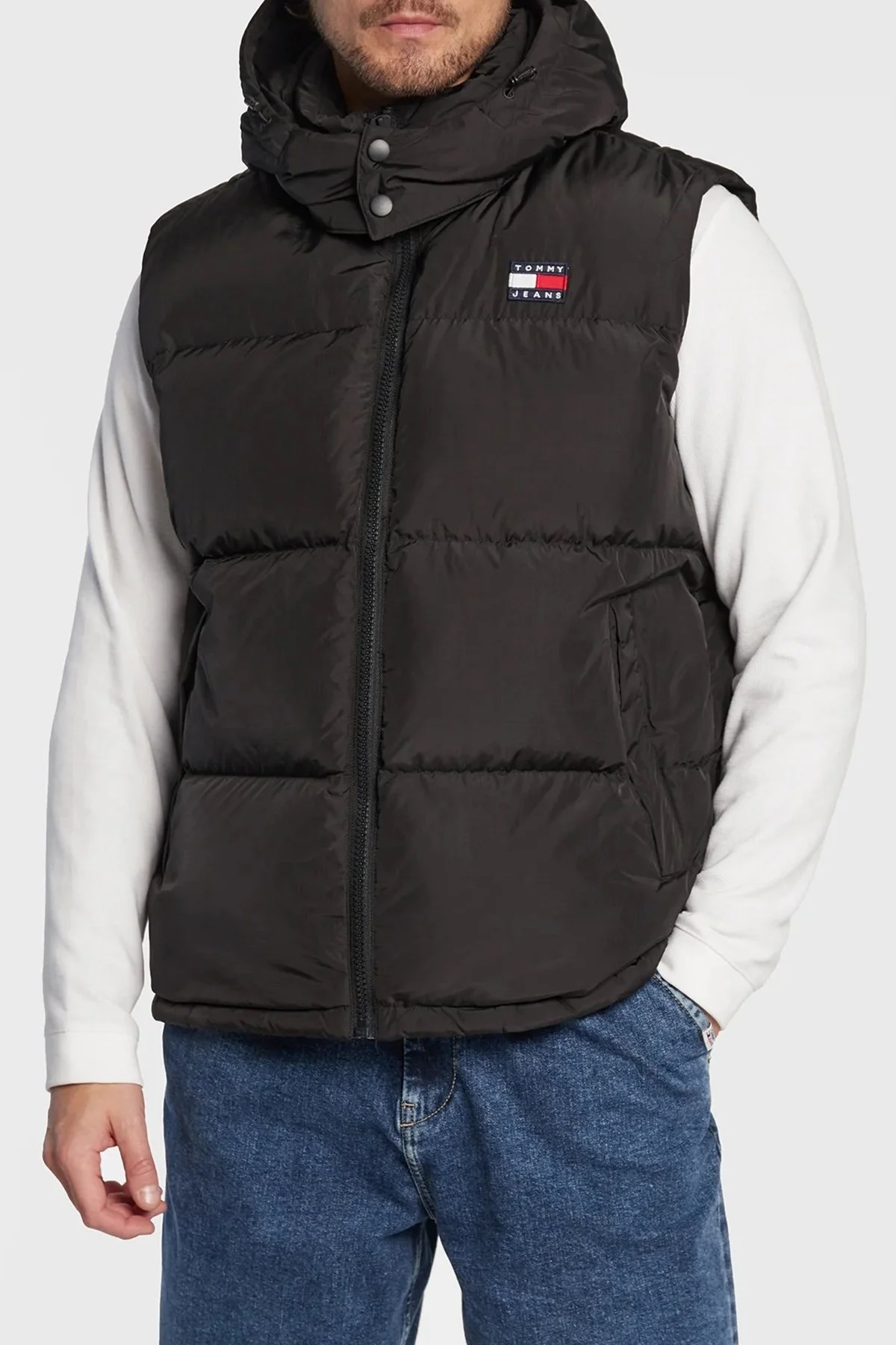 Tommy Jeans Regular Fit Kuş Tüyü Dolgulu Kapüşonlu Şişme Erkek Yelek DM0DM14447 BDS SİYAH - 1