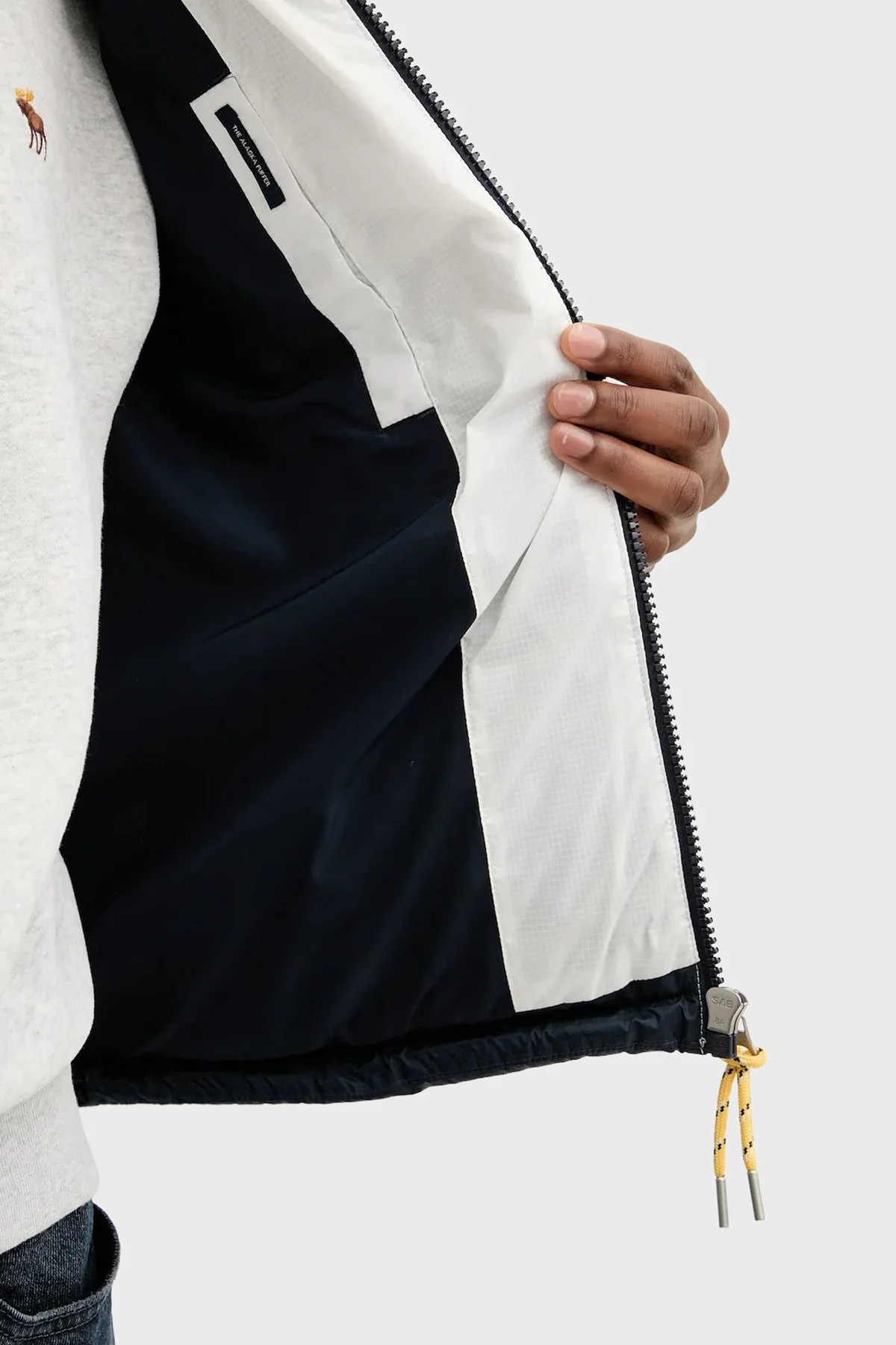 Tommy Jeans Regular Fit Logolu Dik Yaka Kapüşonlu Erkek Mont DM0DM22117 YBL BEYAZ - 4