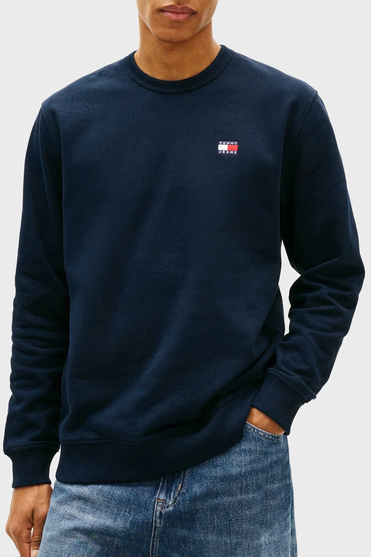 Tommy Jeans Regular Fit Pamuklu Bisiklet Yaka Erkek Sweat DM0DM21921 C1G Lacivert - 1
