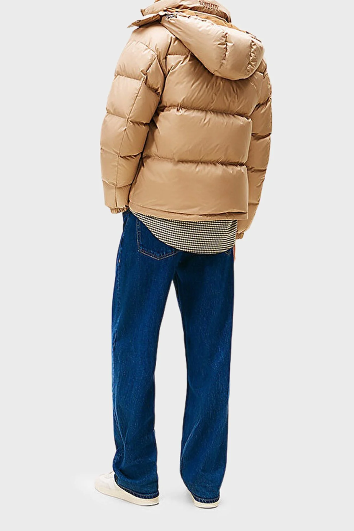 Tommy Jeans Relaxed Fit Çıkarılabilir Kapüşonlu Su İtici Şişme Erkek Mont DM0DM22036 AFE BEJ - 8
