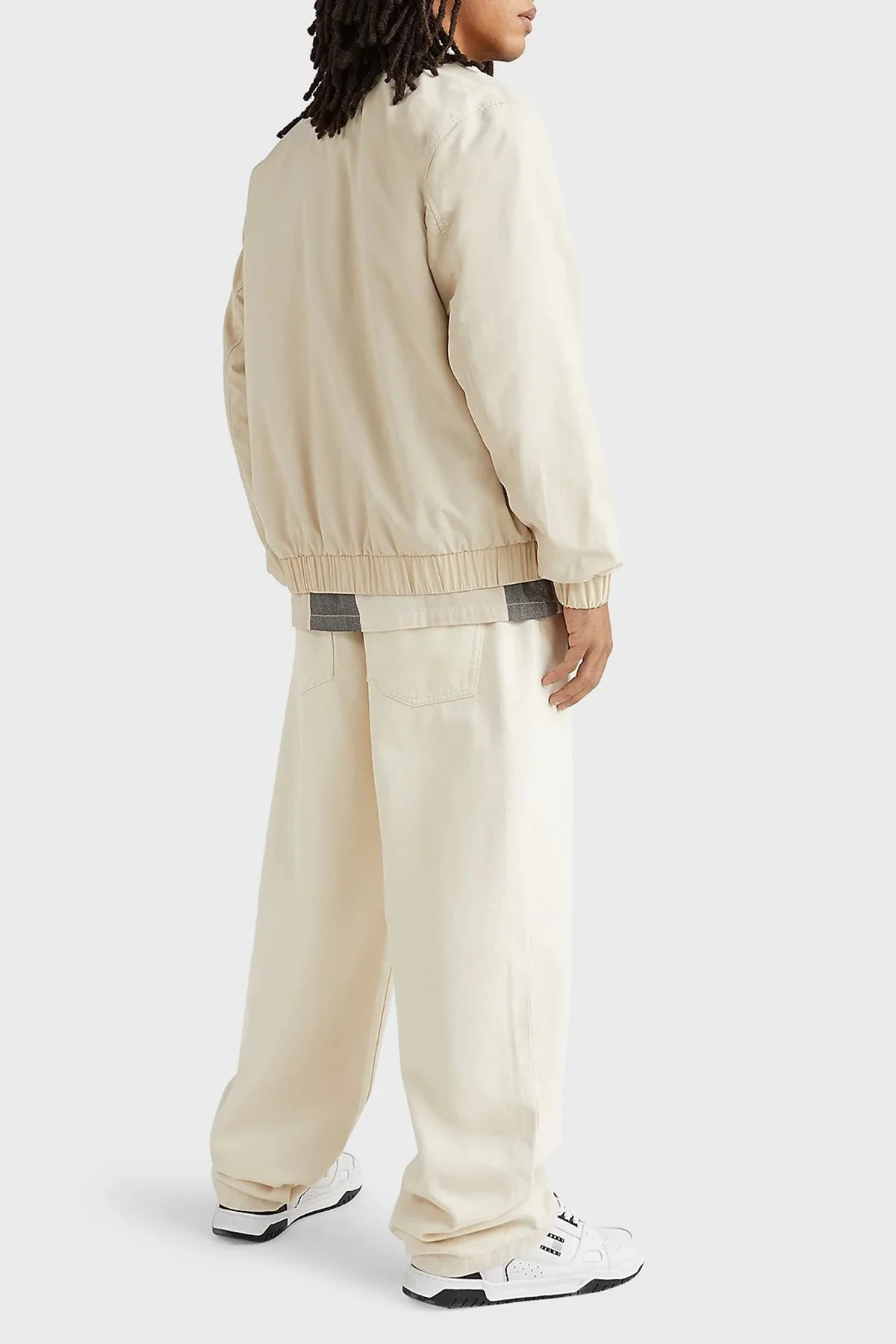 Tommy Jeans Relaxed Fit Fermuarlı Mevsimlik Erkek Mont DM0DM15916 ACI BEJ - 3