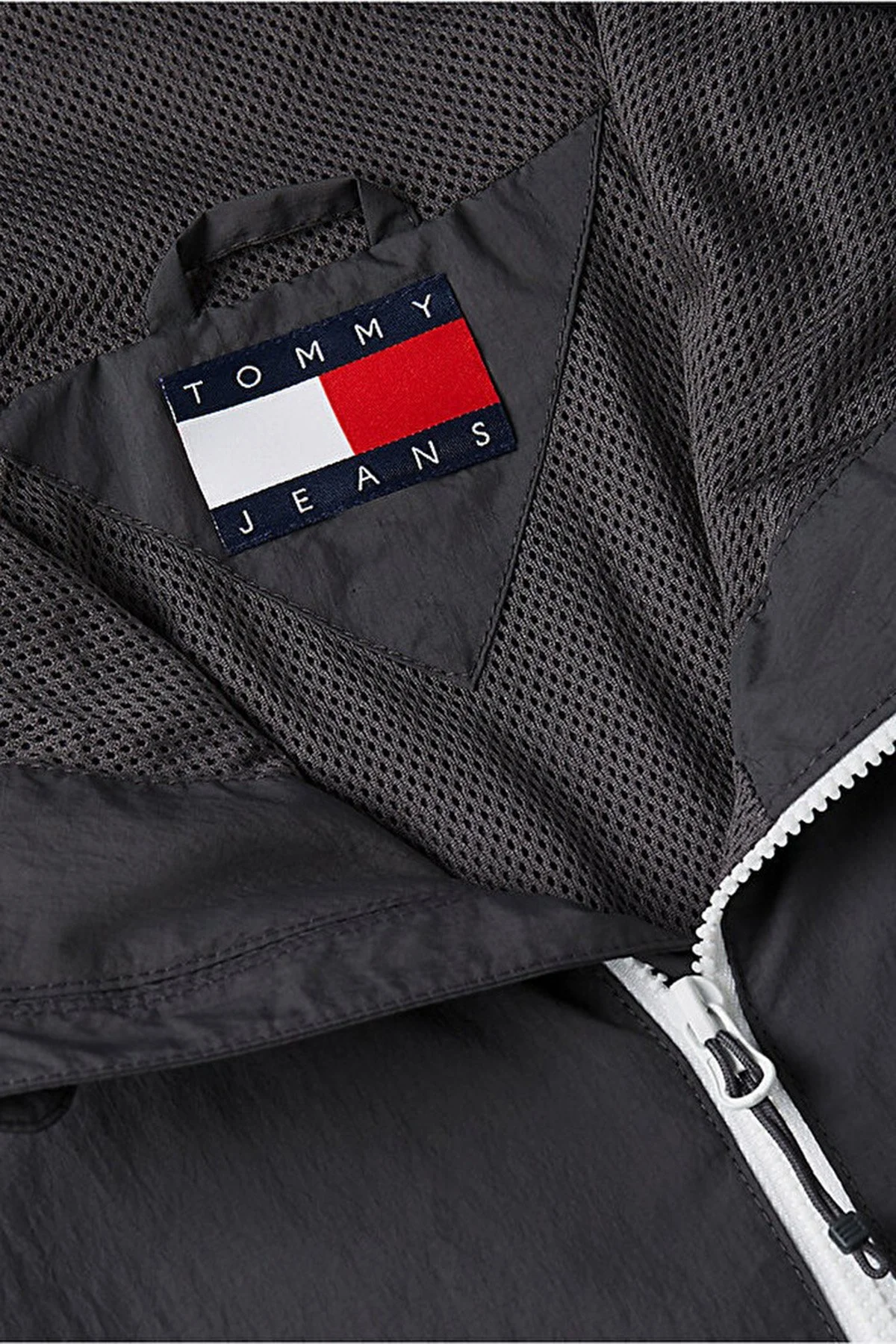 Tommy Jeans Relaxed Fit Kapüşonlu Su İtici Erkek Mont DM0DM23223 0H7 Koyu yeşil - 3