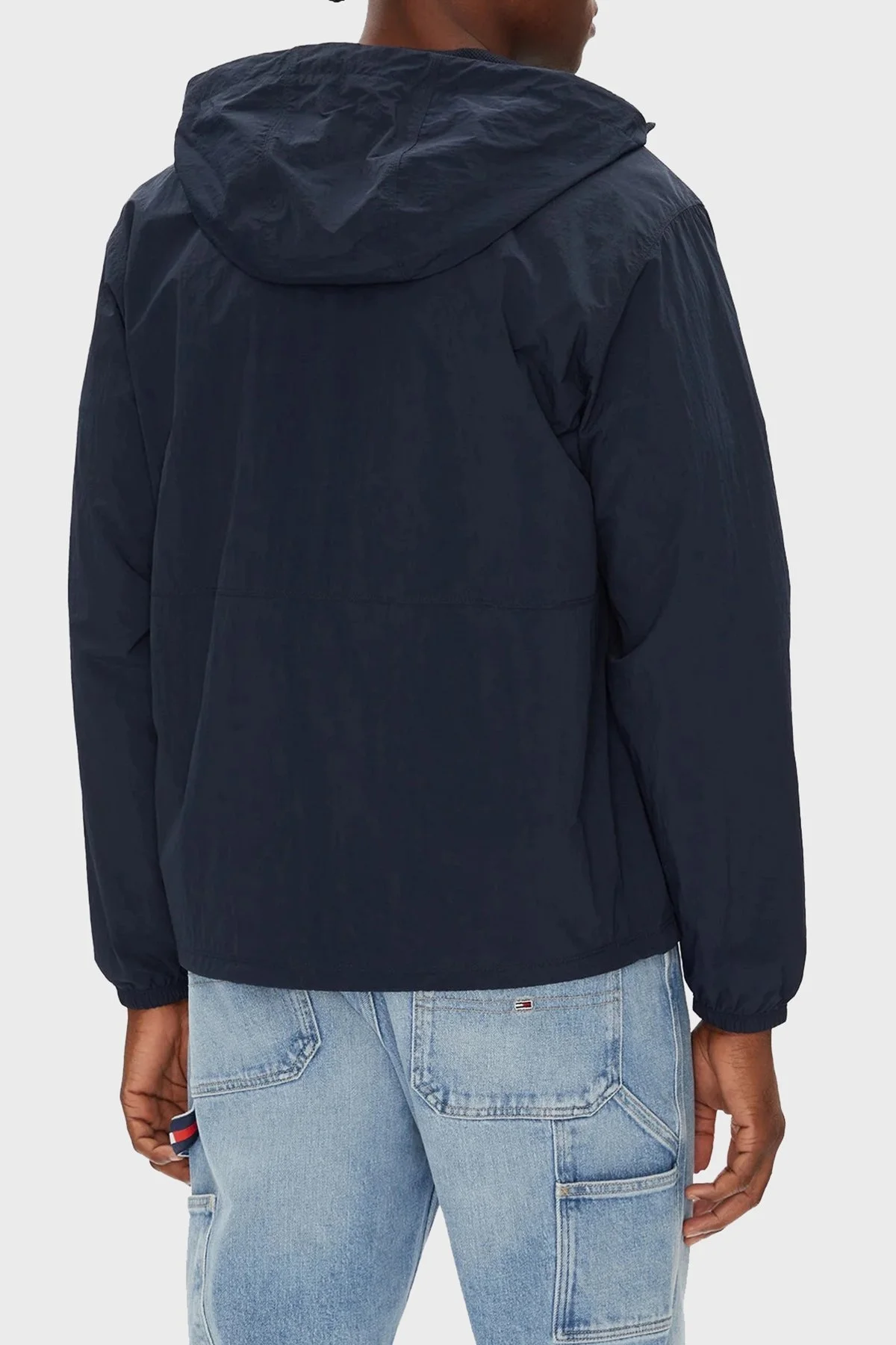 Tommy Jeans Relaxed Fit Kapüşonlu Su İtici Logolu Erkek Mont DM0DM21393 C1G LACİVERT - 3