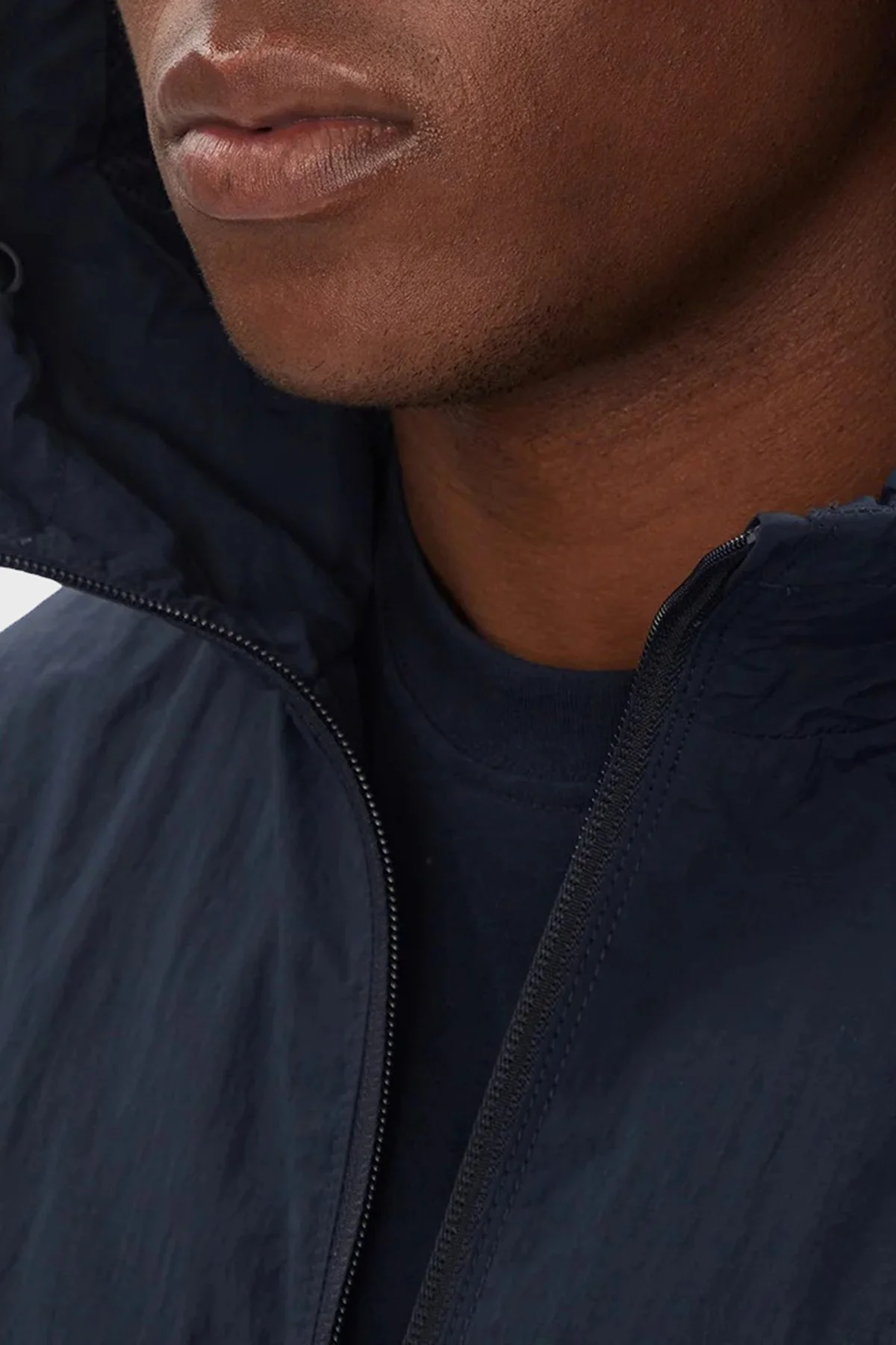 Tommy Jeans Relaxed Fit Kapüşonlu Su İtici Logolu Erkek Mont DM0DM21393 C1G LACİVERT - 6