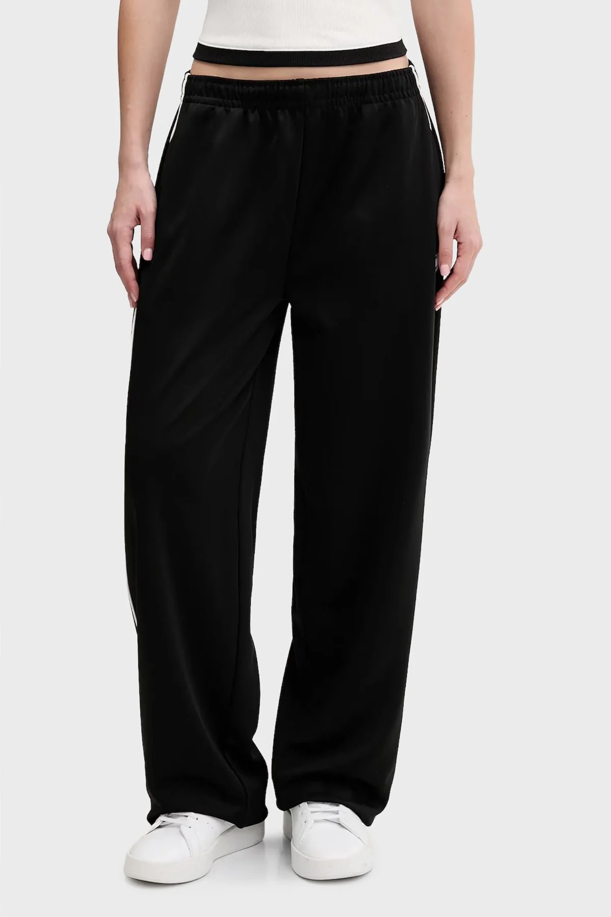 Tommy Jeans Relaxed Fit Logolu Yüksek Bel Bayan Pantolon DW0DW22633 BDS SİYAH - 1