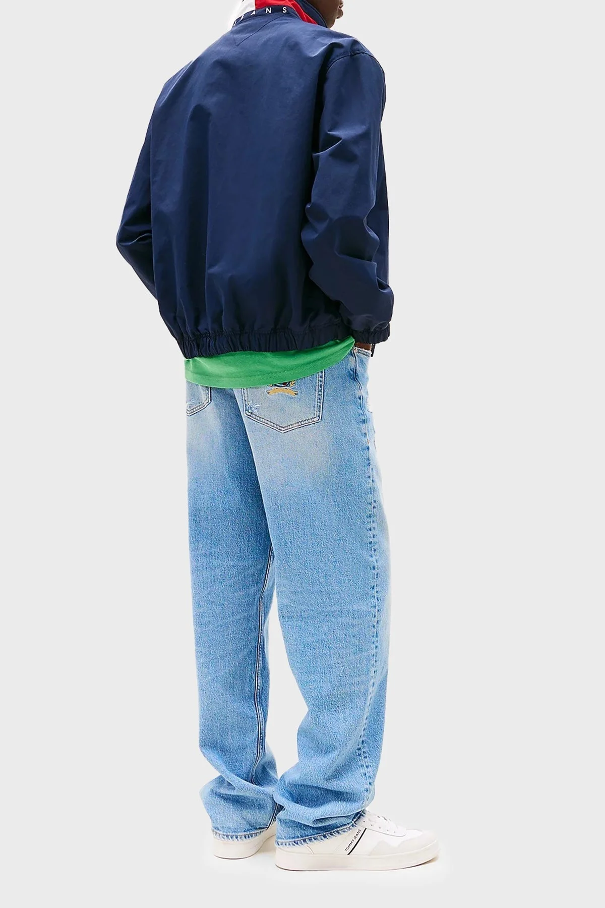 Tommy Jeans Relaxed Fit Renk Bloklu Yaka Su İtici Erkek Mont DM0DM20900 C1G LACİVERT - 3