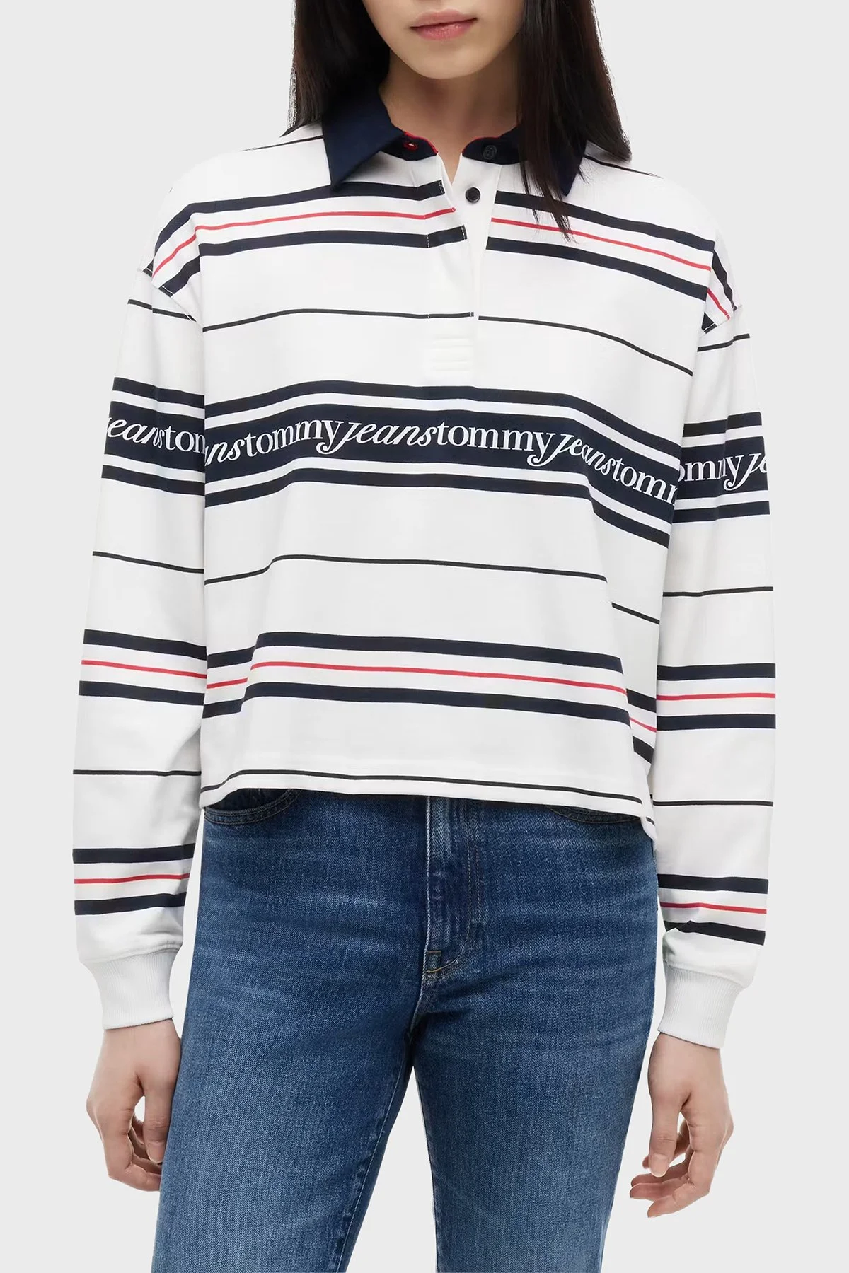 Tommy Jeans Relaxed Fit Yarım Düğmeli Polo Yaka Kadın Sweat DW0DW23145 YBL Beyaz - 1
