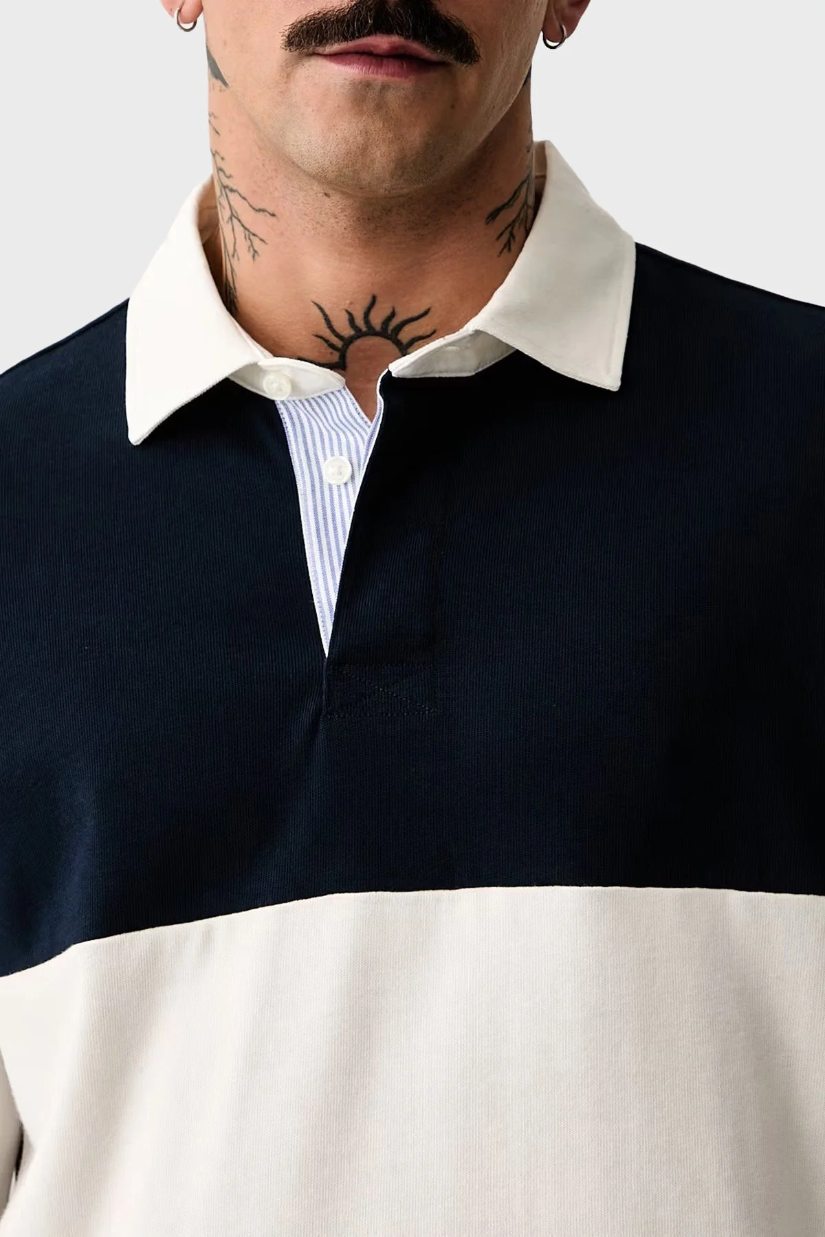 Tommy Jeans Renk Bloklu Pamuklu Relaxed Fit Düğmeli Erkek Polo Yaka Sweat DM0DM23161 C1G Lacivert - 4