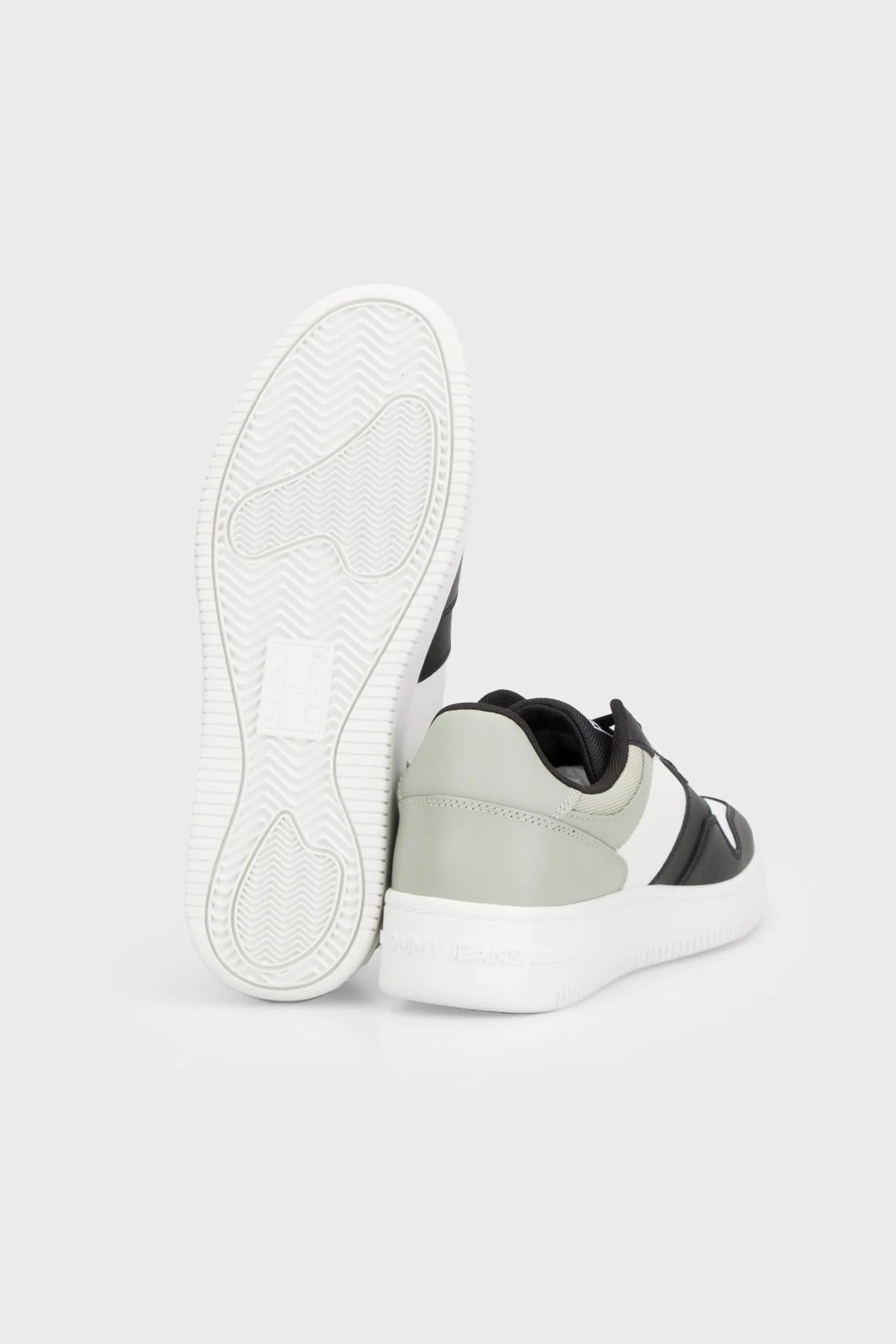 Tommy Jeans Retro Deri Sneaker Erkek Ayakkabı EM0EM01395 PMI GRİ - 4