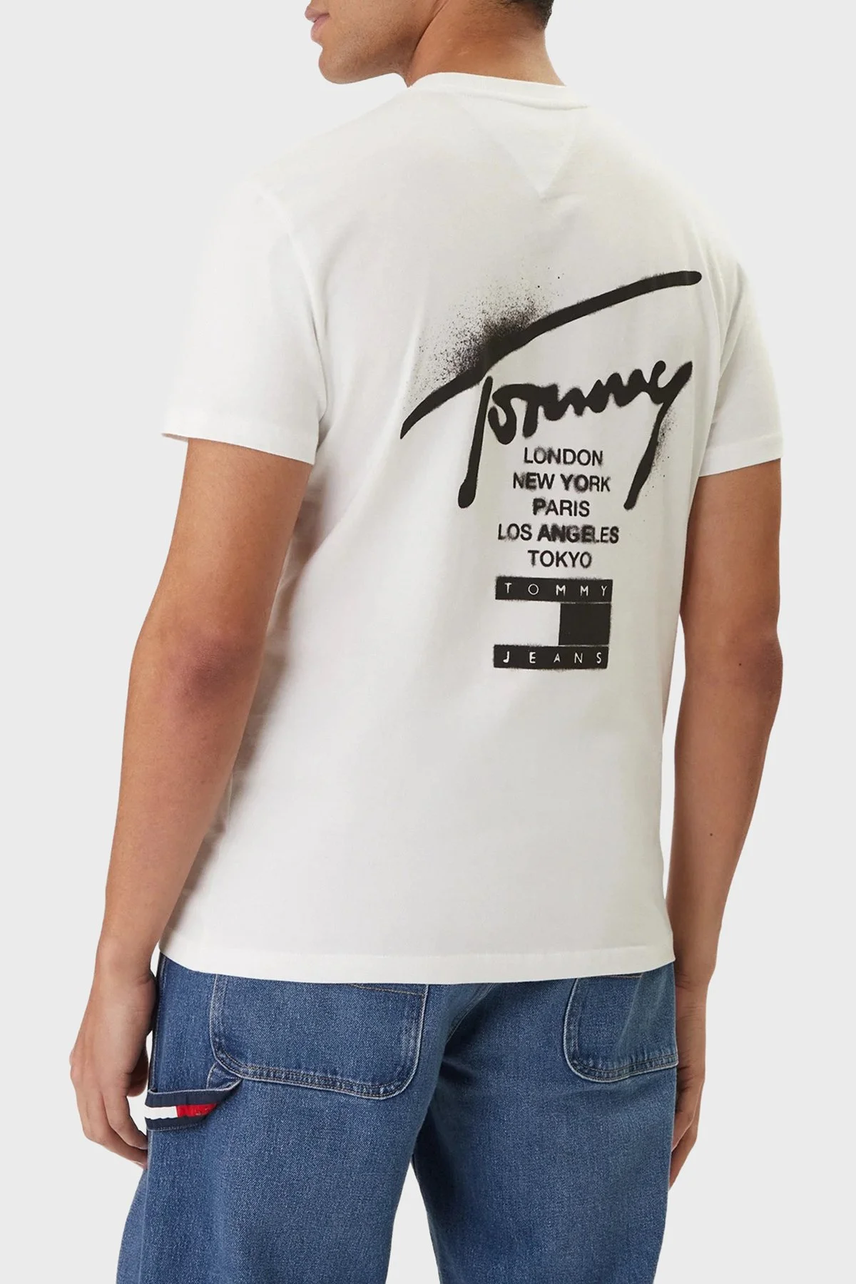 Tommy Jeans Sırt Baskılı Pamuklu Regular Fit Bisiklet Yaka Erkek T Shirt DM0DM22553 YBL BEYAZ - 3
