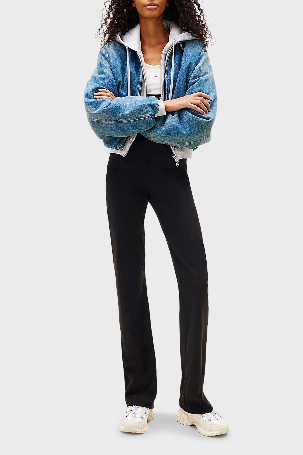 Tommy Jeans Slim Fit Logolu Yüksek Bel Bayan Tayt DW0DW22110 BDS SİYAH - 2