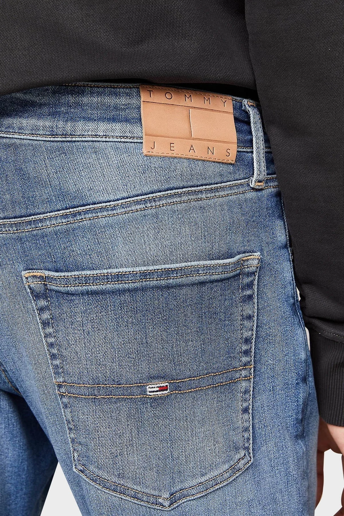 Tommy Jeans Slim Fit Pamuklu Jeans Erkek Kot Pantolon DM0DM19297 1A5 MAVİ - 9