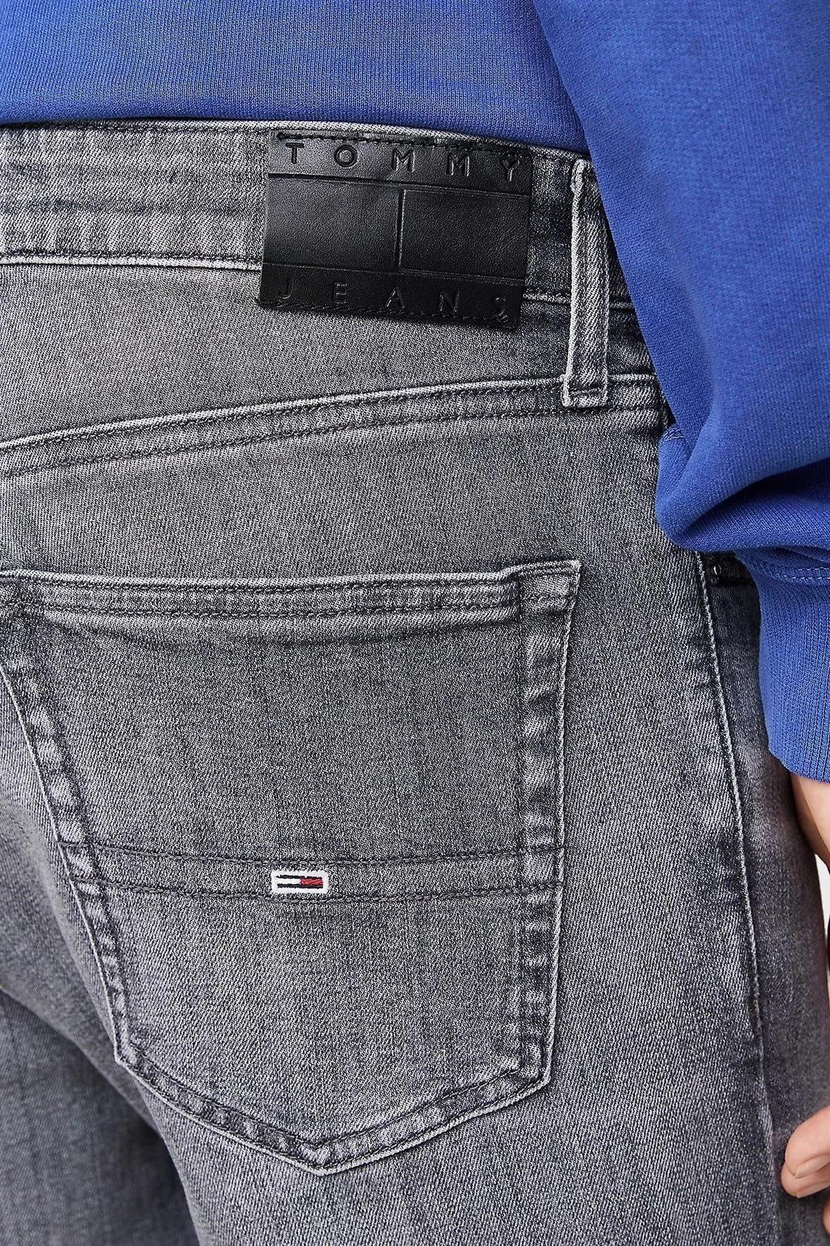 Tommy Jeans Streç Pamuklu Slim Fit Normal Bel Daralan Paça Jeans Erkek Kot Pantolon DM0DM20391 1BZ GRİ - 3