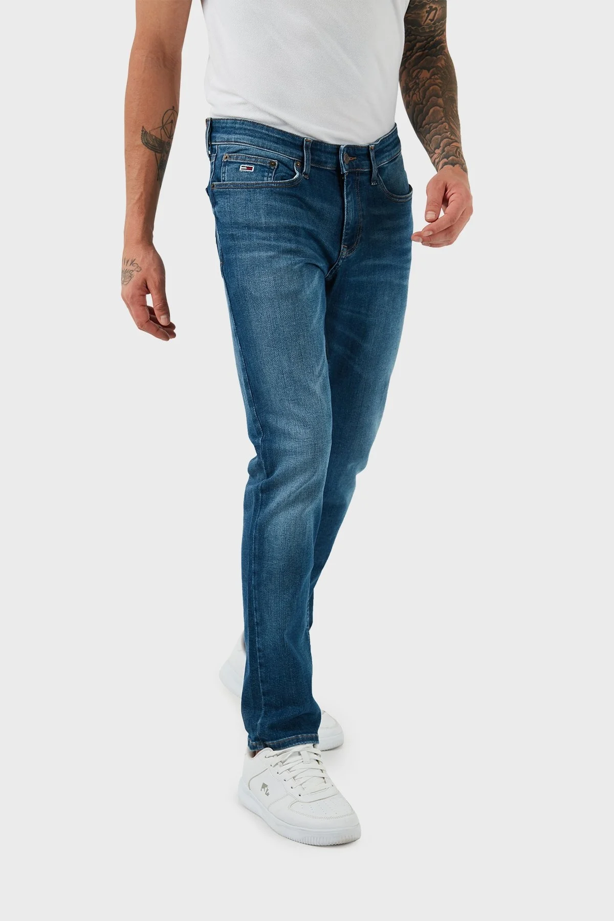 Tommy Jeans Streç Slim Fit Düşük Bel Jeans Erkek Kot Pantolon DM0DM18723 1A5 MAVİ - 5