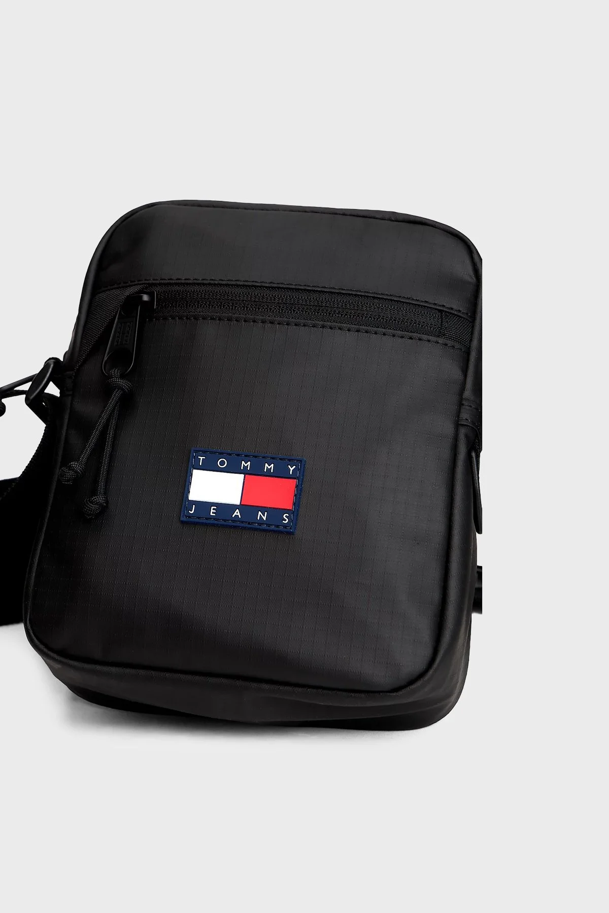 Tommy Jeans Su Geçirmez Ayarlanabilir Askılı Erkek Çanta AM0AM13881 BDS SİYAH - 4