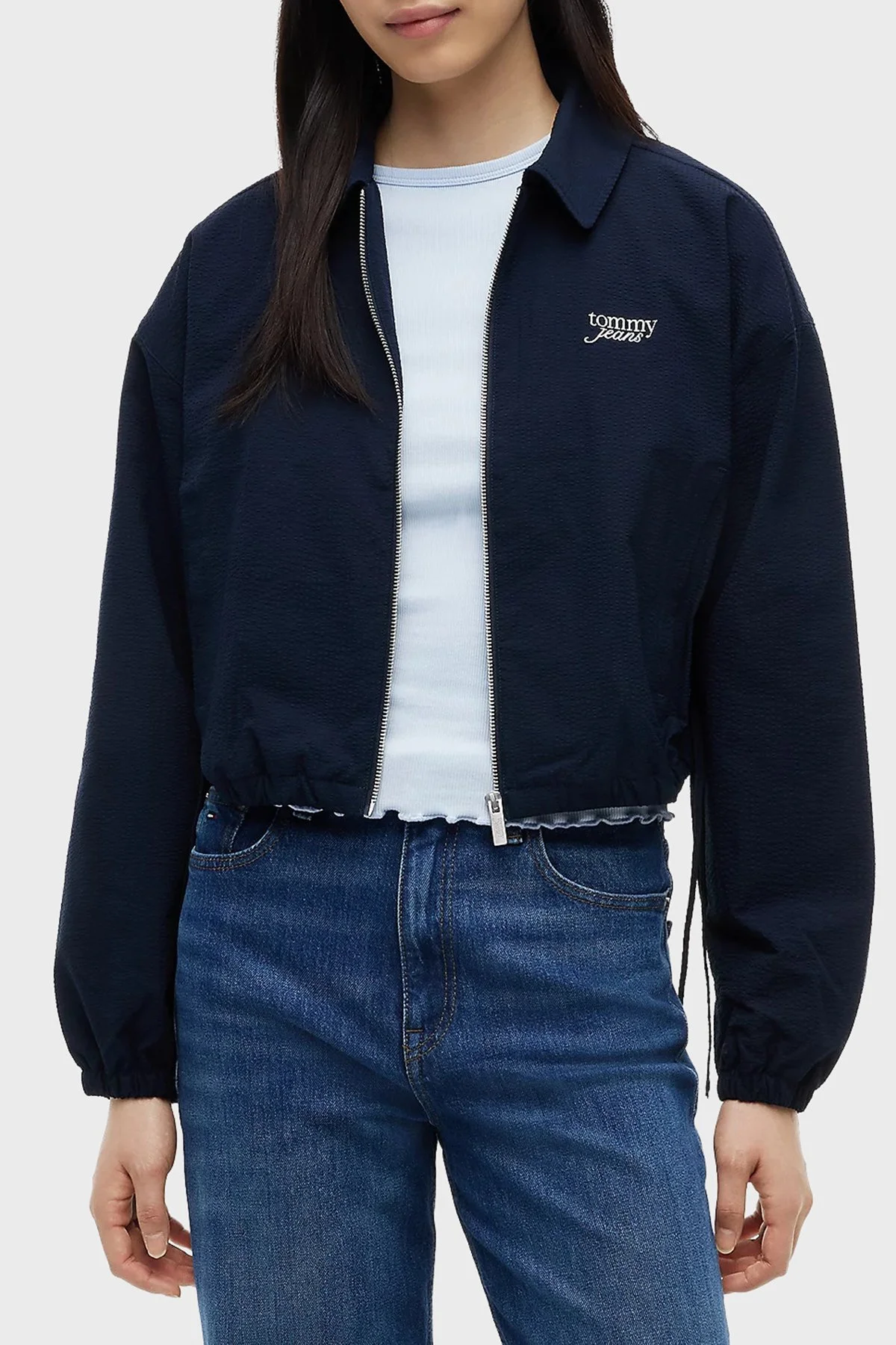 Tommy Jeans Su İtici Gofre Dokulu Gömlek Yaka Relaxed Fit Kadın Mont DW0DW22912 C1G Lacivert - 1
