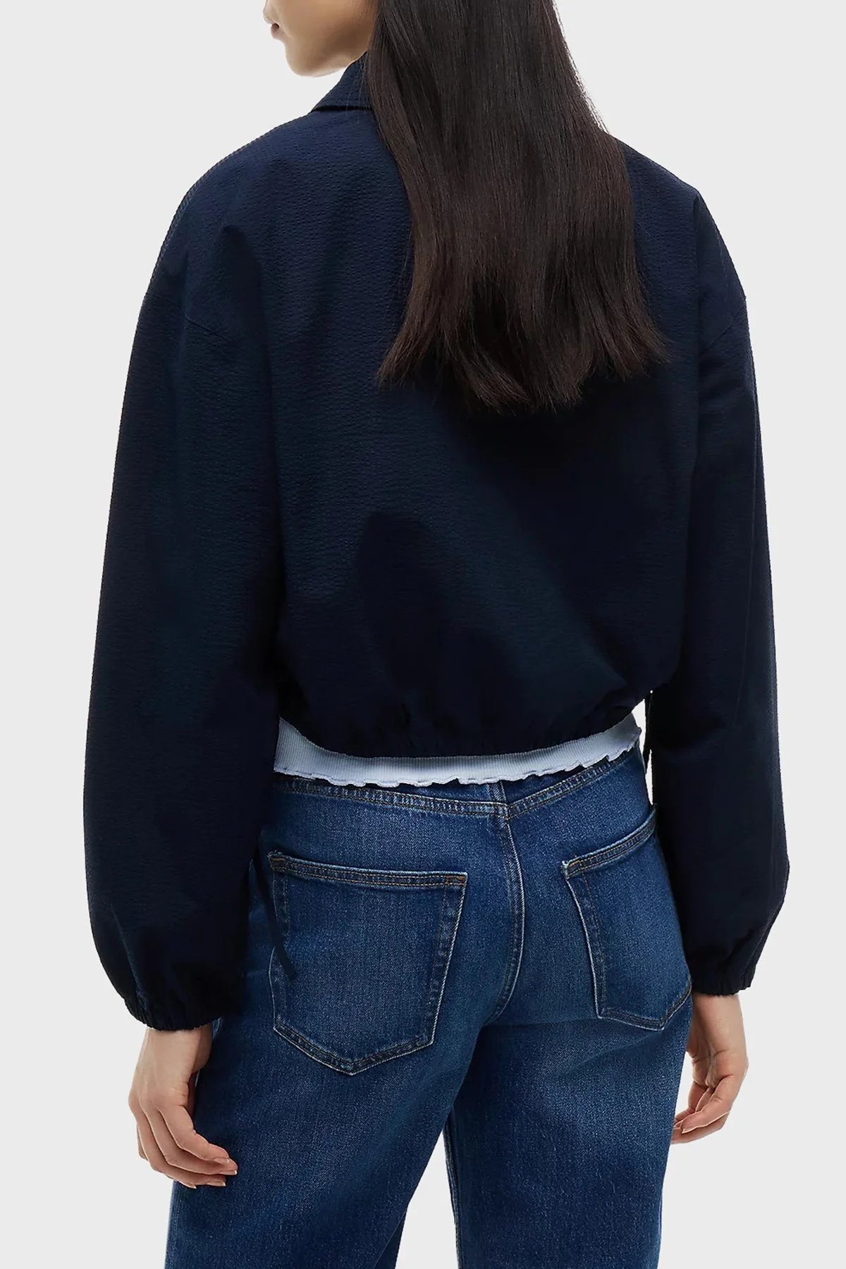 Tommy Jeans Su İtici Gofre Dokulu Gömlek Yaka Relaxed Fit Kadın Mont DW0DW22912 C1G Lacivert - 4