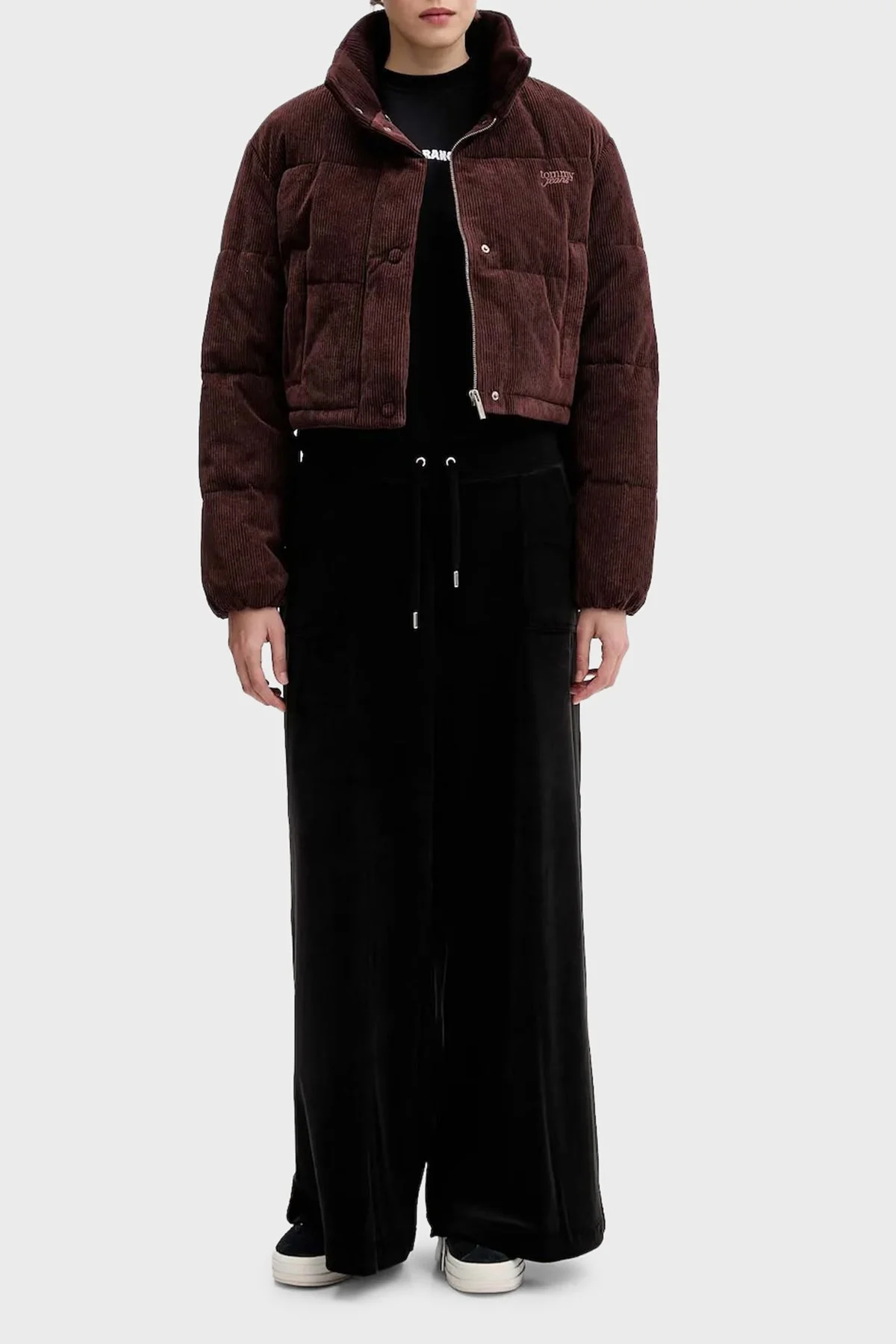 Tommy Jeans Su İtici Relaxed Fit Dik Yaka Kadife Bayan Mont DW0DW21658 GS7 KAHVE - 2