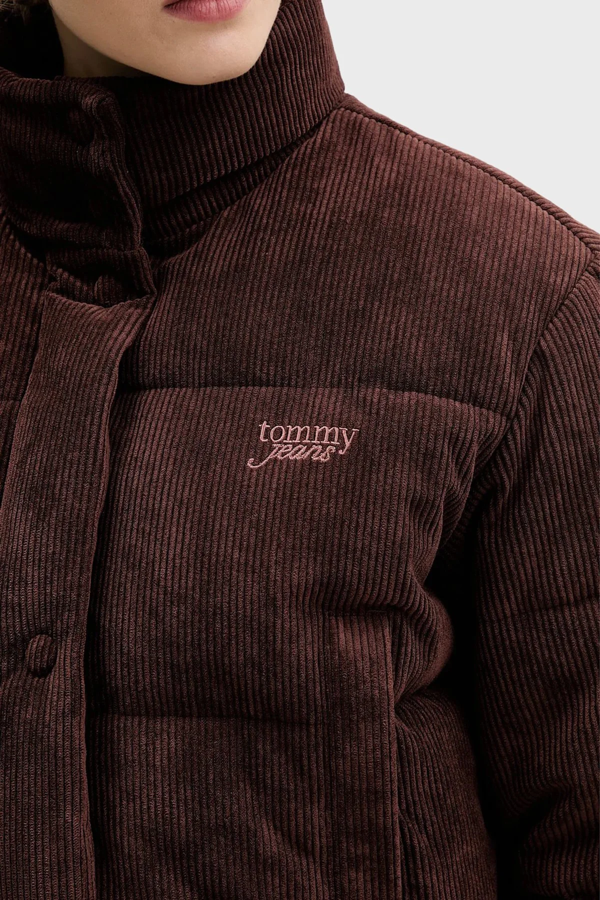 Tommy Jeans Su İtici Relaxed Fit Dik Yaka Kadife Kadın Mont DW0DW21658 GS7 KAHVE - 5